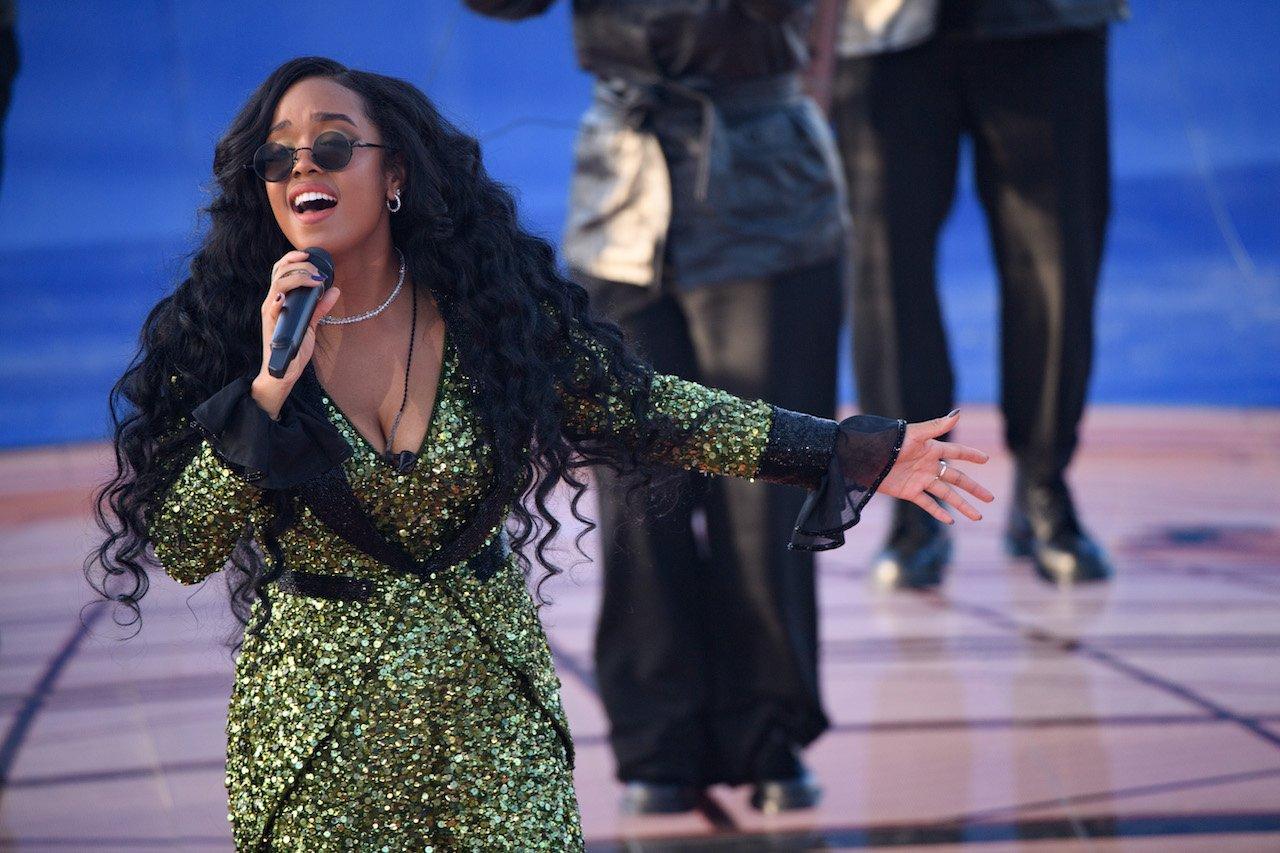 H.E.R. performs at the Oscars: Into the Spotlight at the 2021 Oscars