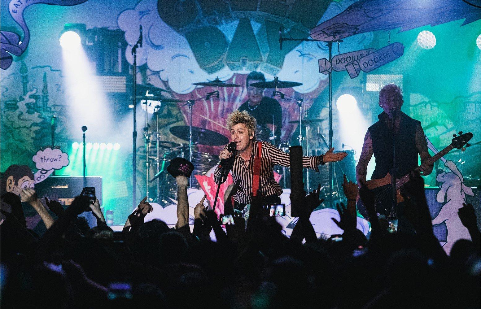 Photo of Billie Joe Armstrong of Green Day performing at Las Vegas' Fremont Country Club