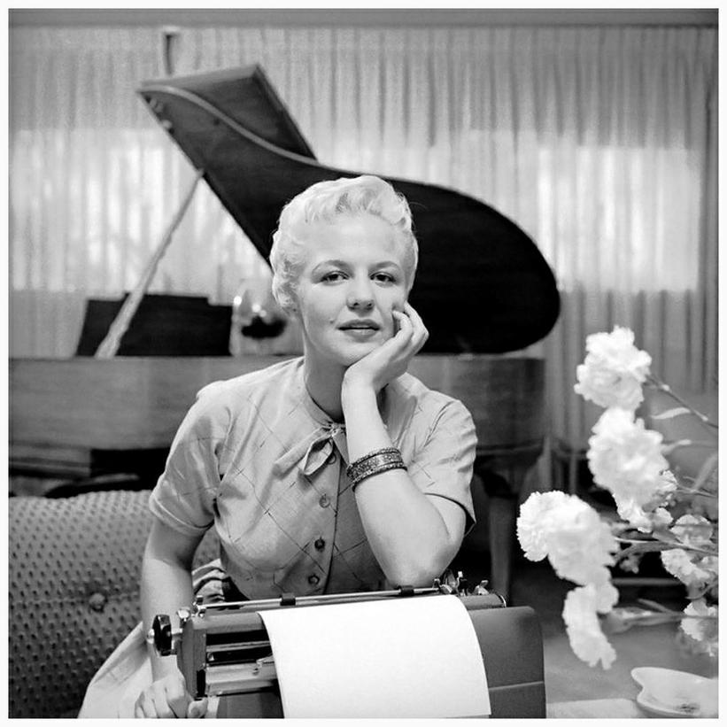 GRAMMY Museum To Celebrate Peggy Lee's 100th Birthday With Panel Featuring Billie Eilish, k.d. lang & More Plus An Online Exhibit