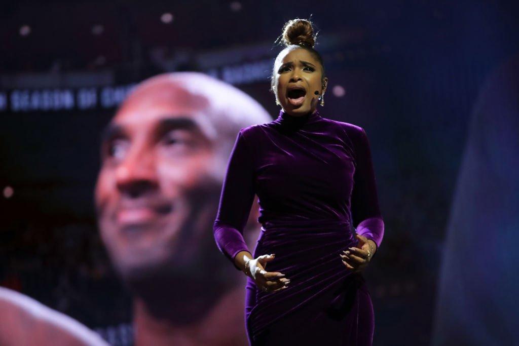 Jennifer Hudson performs a tribute to Kobe Bryant at the 2020 NBA All-Star Game