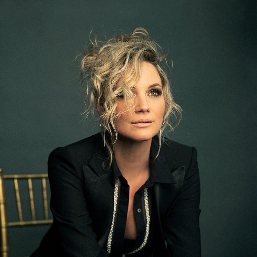 Jennifer Nettles Artist 