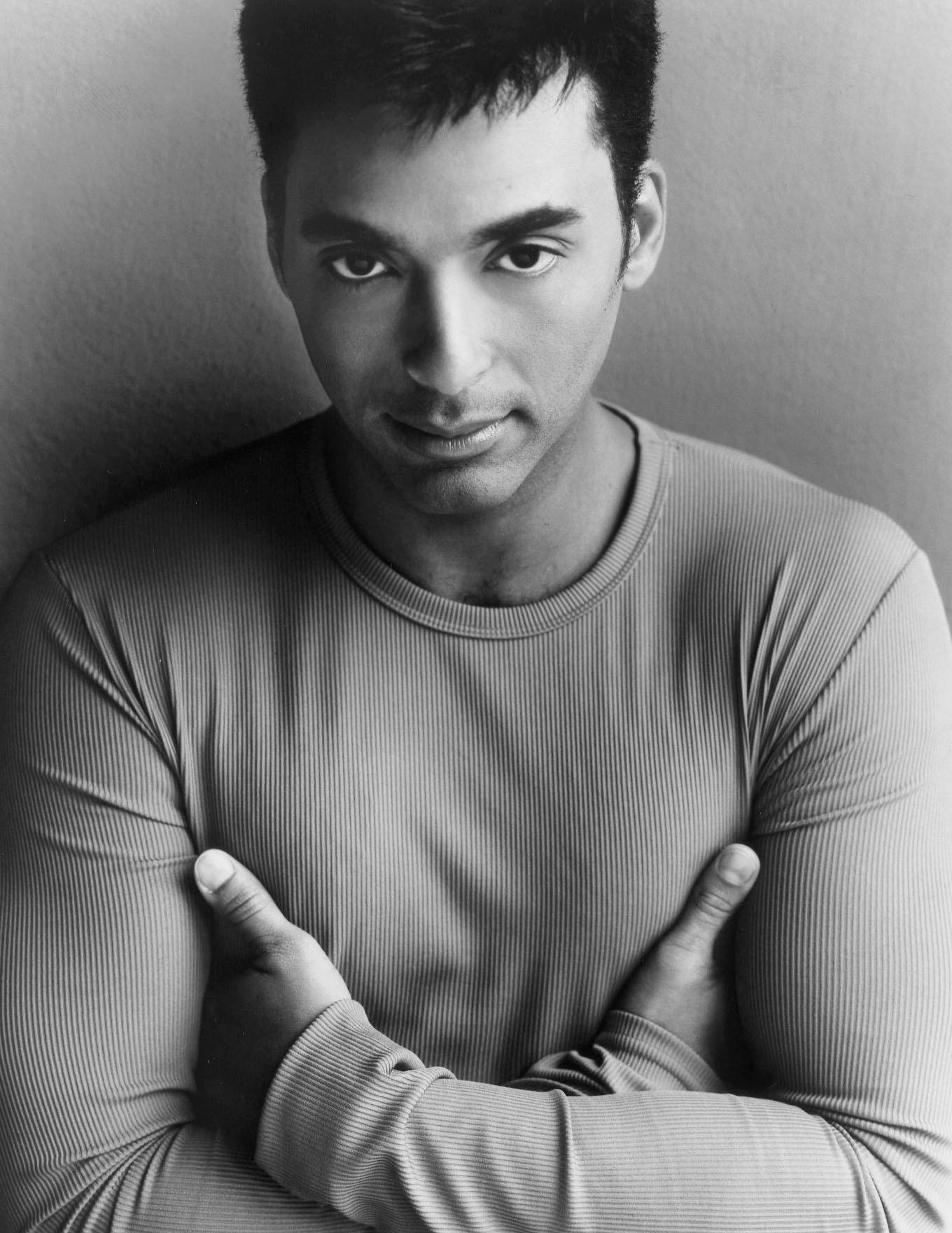 Jon Secada