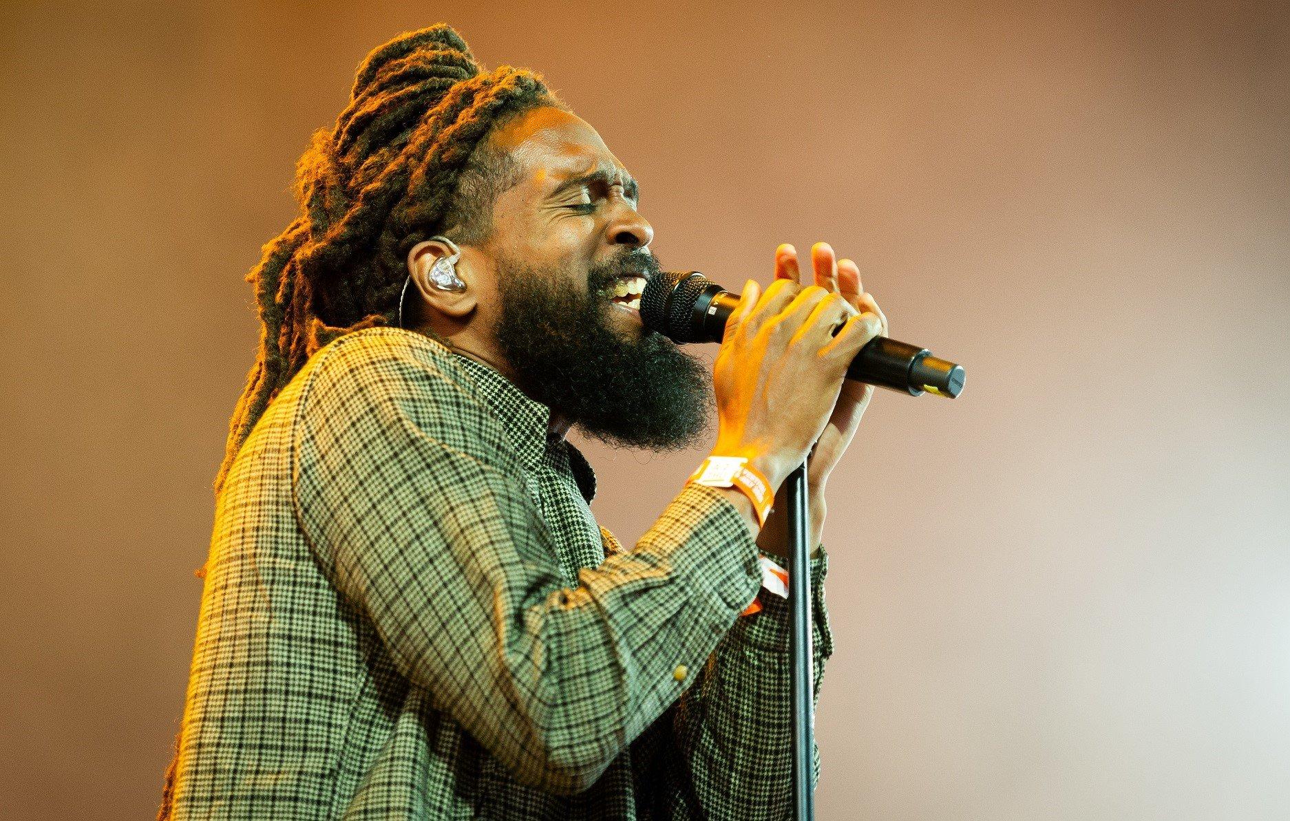 11 Modern Sweet Soul Songs To Know: Tracks From Thee Sacred Souls, Durand  Jones & The Indications, And More | GRAMMY.com