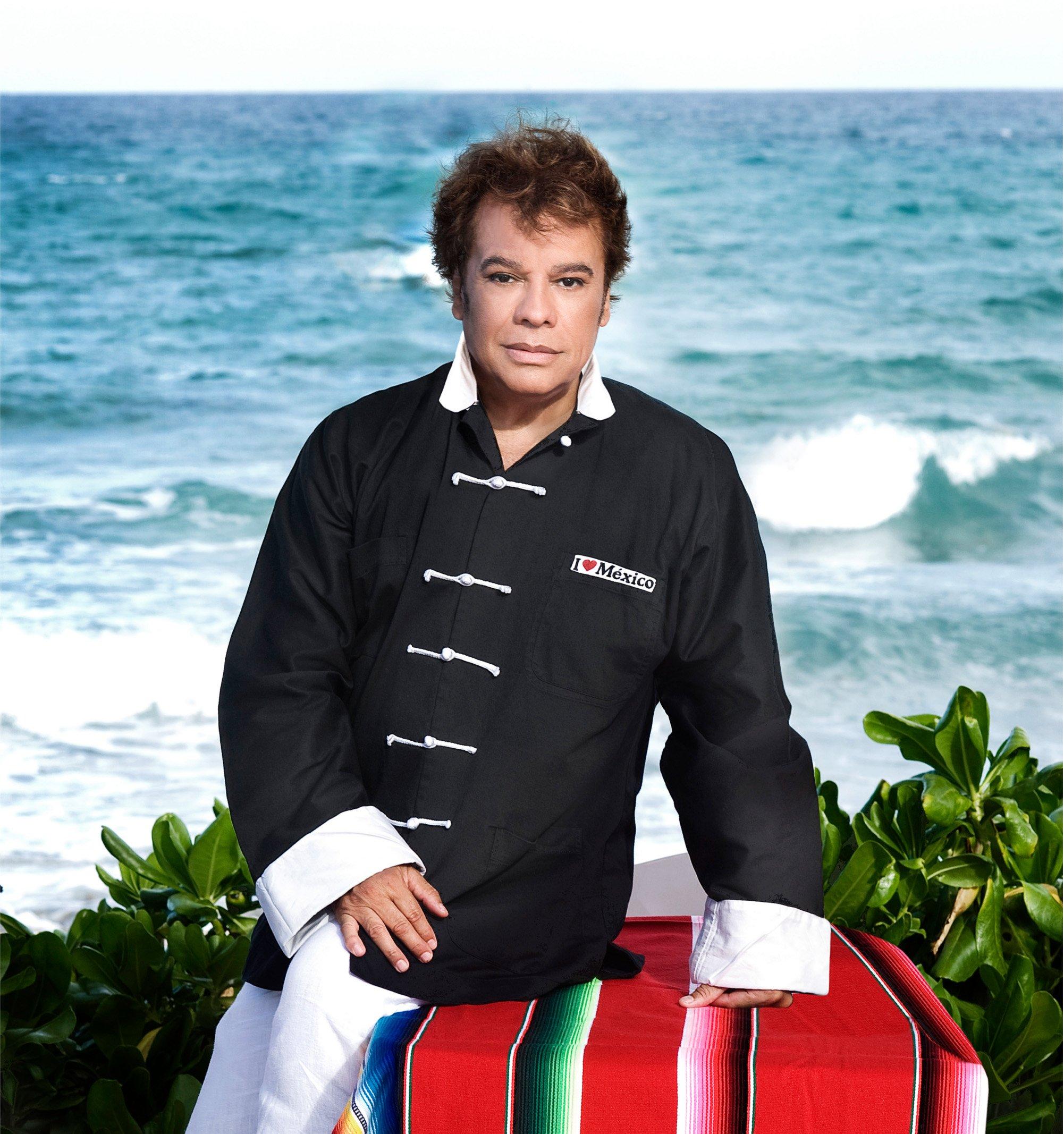 Juan Gabriel | Artist | GRAMMY.com