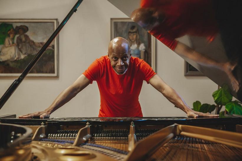 New Age Pioneer Laraaji On The Healing Potential Of 'Sun Piano'