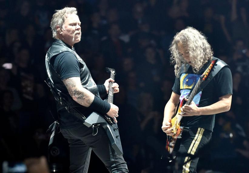 Metallica Donate $750,000 AUD To Australian Brush Fire Relief, Urge Fans To Give What They Can