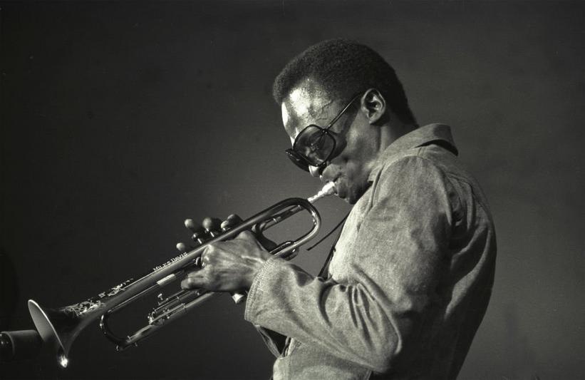 „Bitches Brew“ jazzového trumpetisty Milese Davise