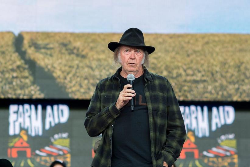 Neil Young, Dave Matthews, Bonnie Raitt, Willie Nelson & More To Play Farm Aid 2019