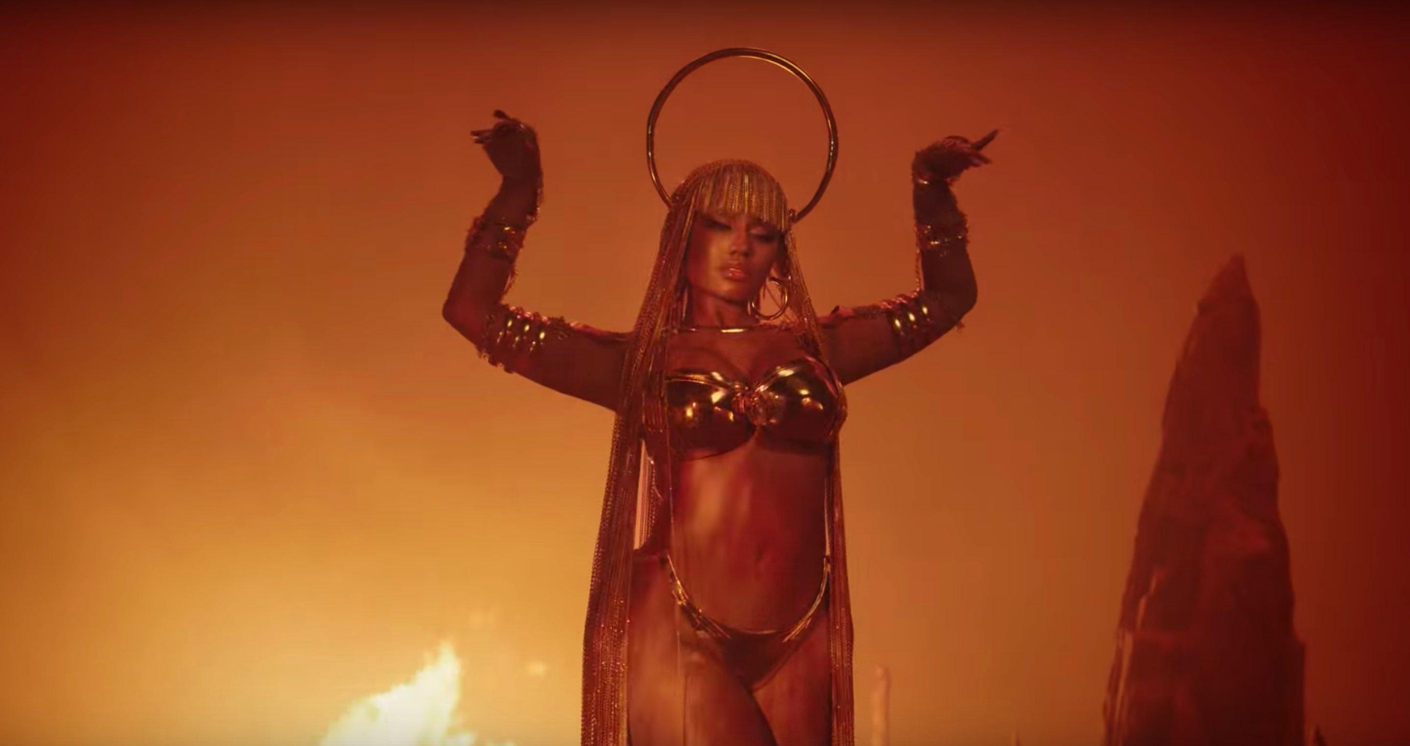 Watch Nicki Minaj Reign Supreme In New Video For 