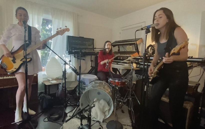 Haim Give A Groove-Heavy Performance Of "Gasoline" For Press Play
