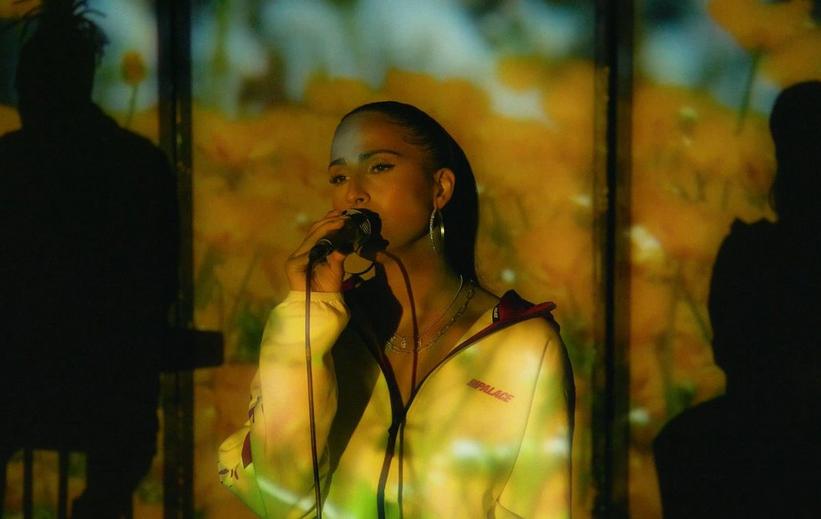 Snoh Aalegra Shows She's "DYING 4 YOUR LOVE" For Press Play