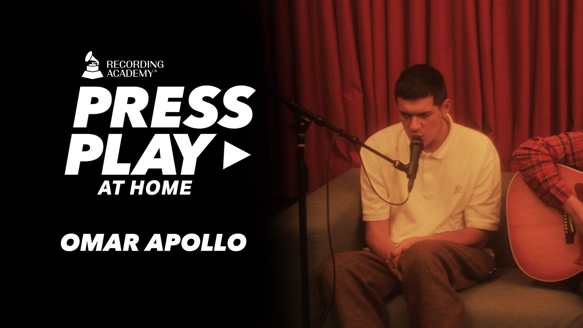 Omar Apollo Performs Emotional "Useless"