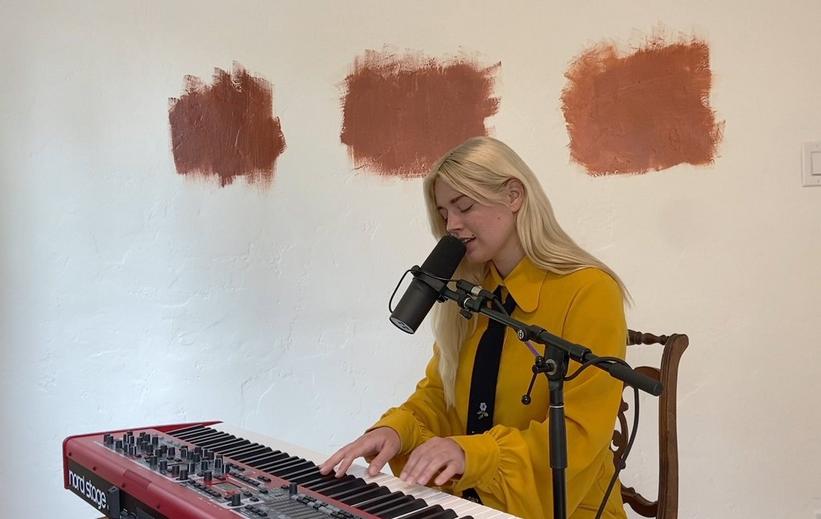 ReImagined At Home: Ashe Performs An Elegant, Unadorned Version Of Norah Jones' "Don't Know Why"