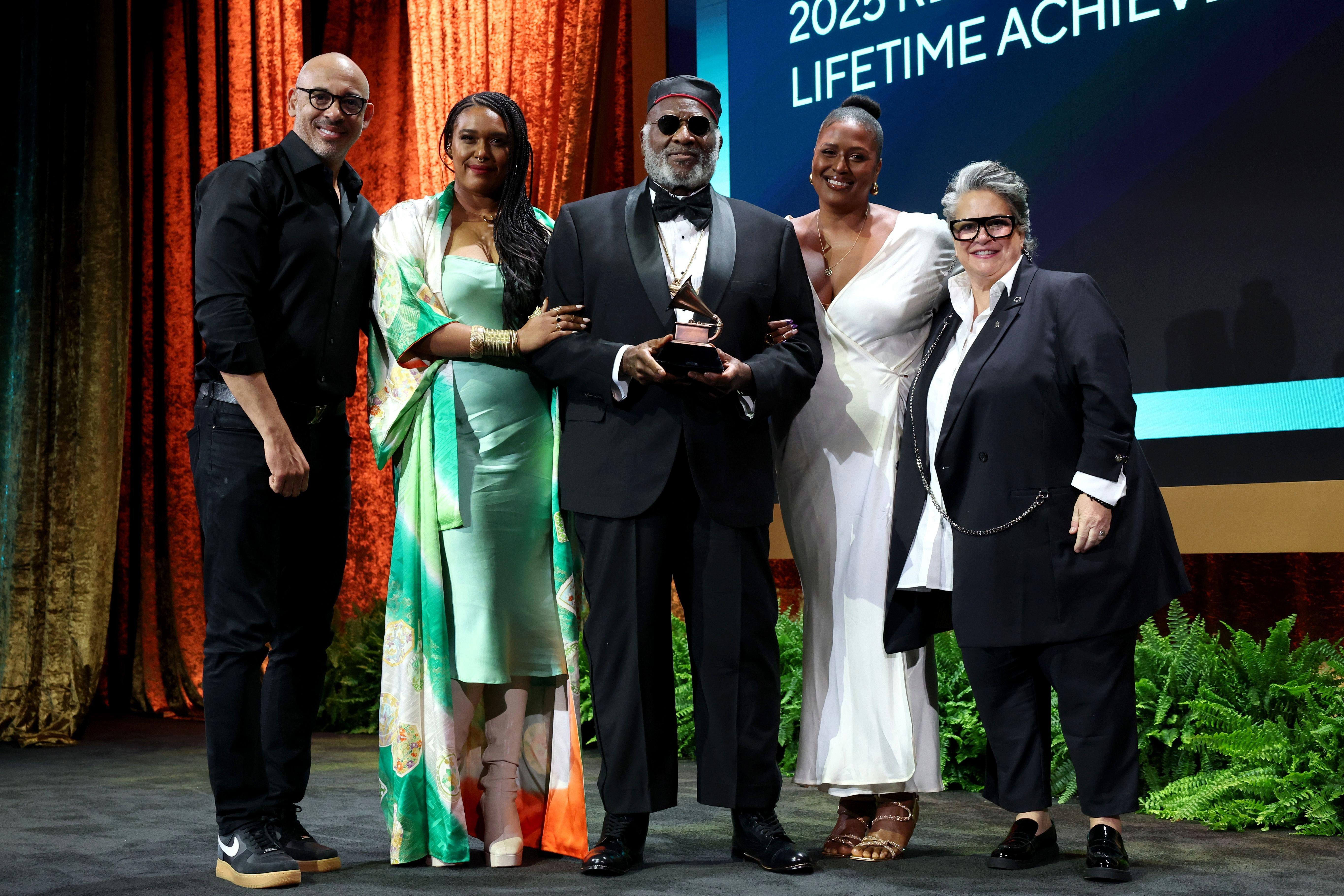 Harvey Mason jr., Zoe Moon Mahal, Taj Mahal, Diva Mahal, and Tammy Hurt at the 2025 Special Merit Awards