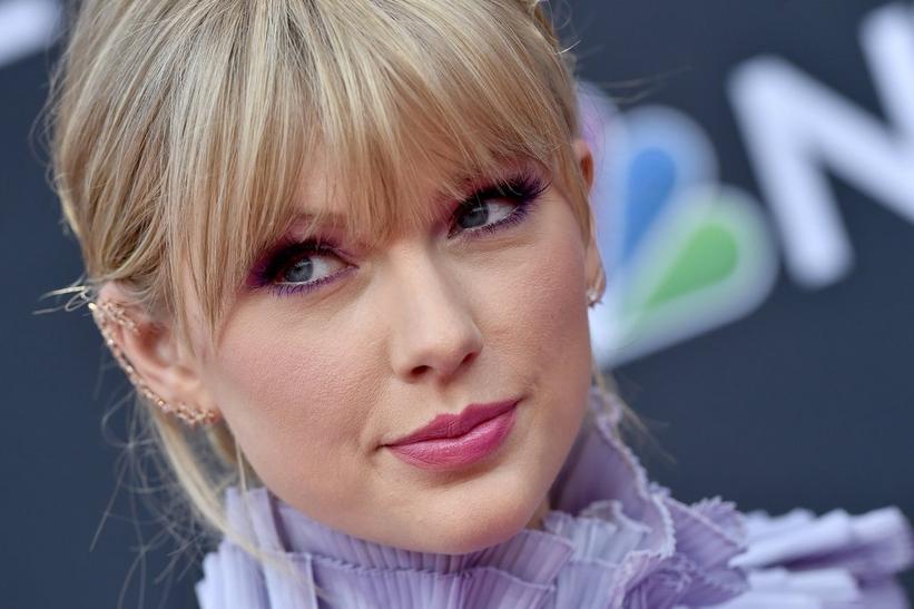 Taylor Swift marks National Voter Registration Day: 'I've heard