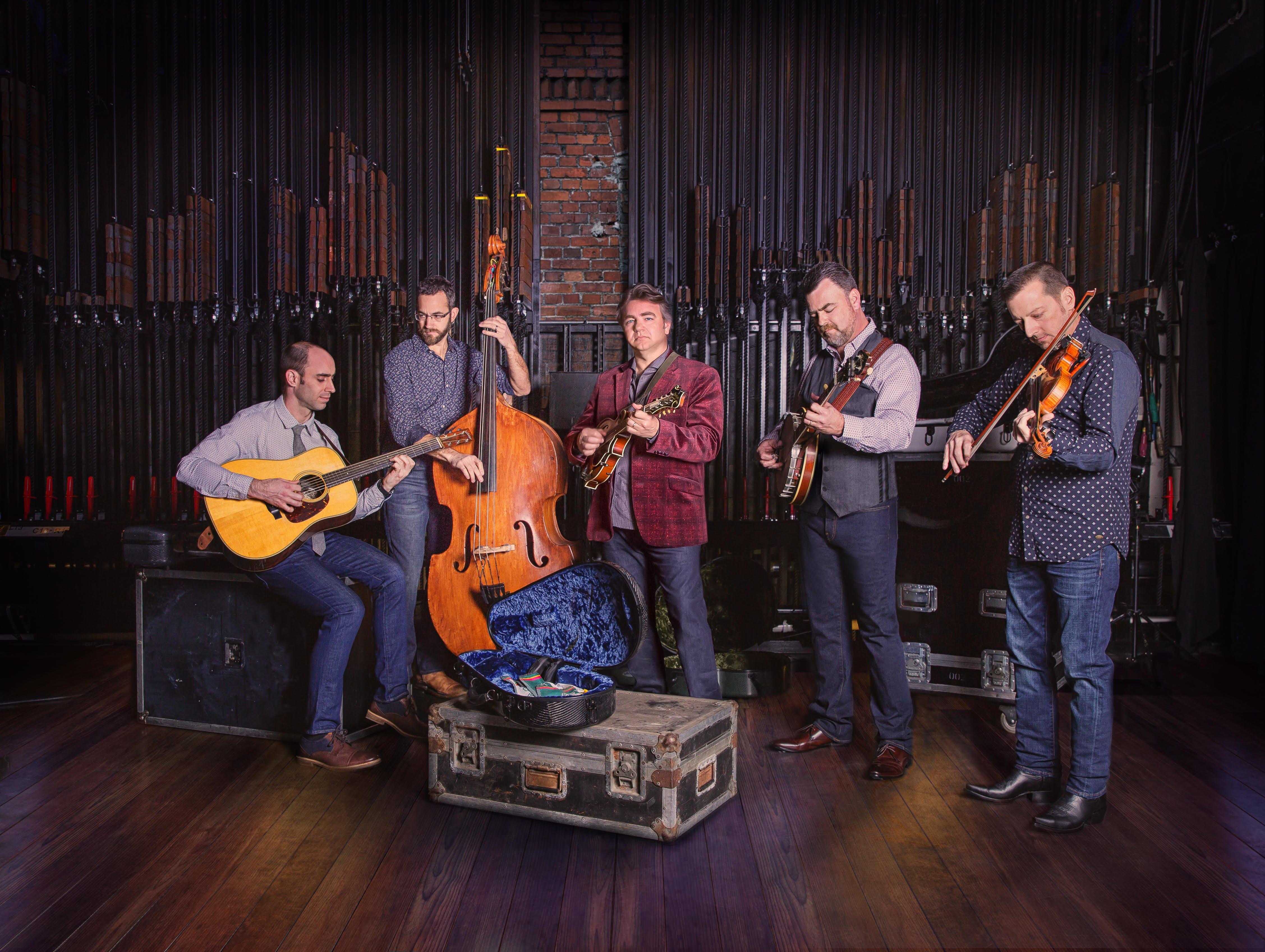 The Travelin McCourys Artist