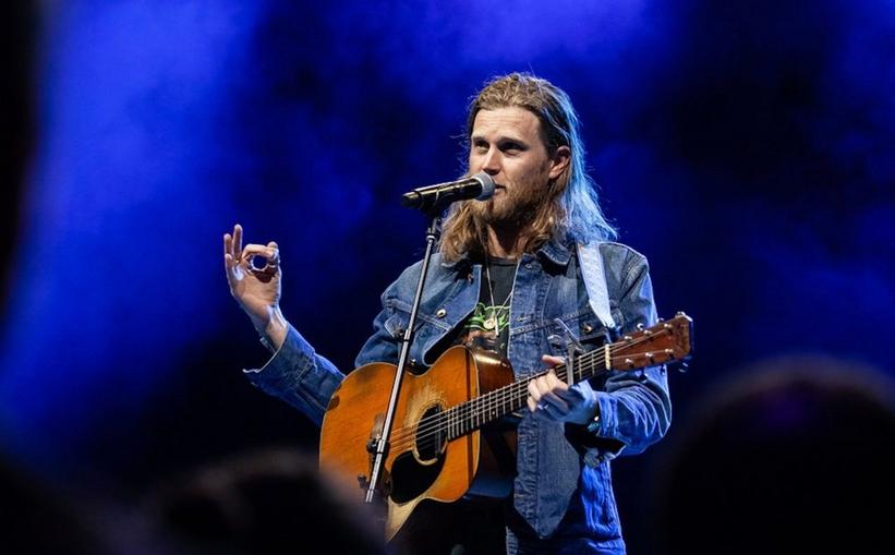 Photo of Wesley Schultz of the Lumineers performing at the Right Here, Right Now Mini Global Climate Concert Series at the Boulder Theater in Colorado on April 13, 2023