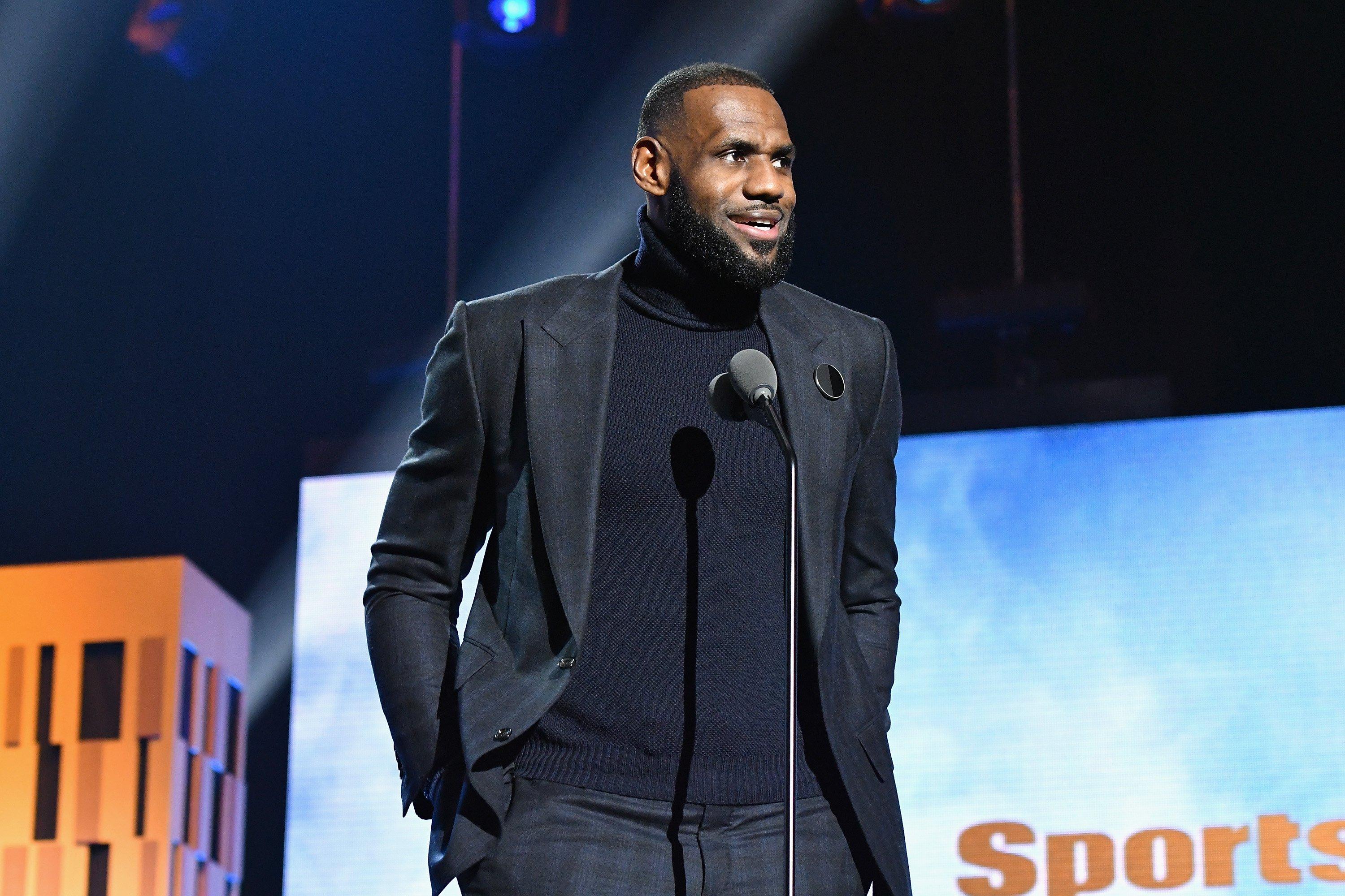 LeBron James speaks at a ceremony in 2016
