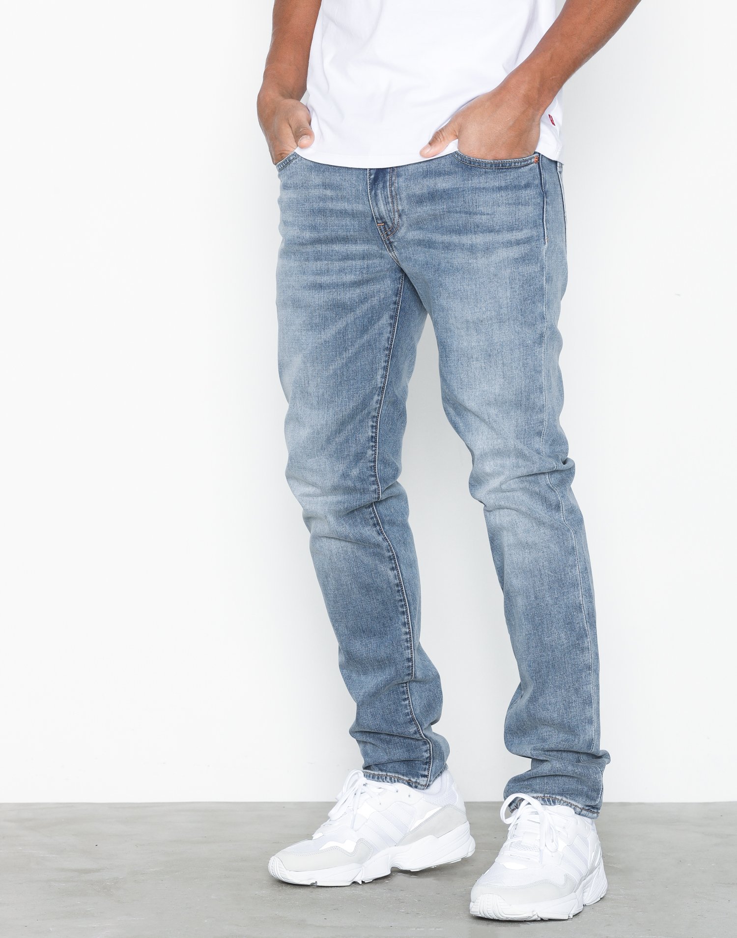 slim fit levi's mens