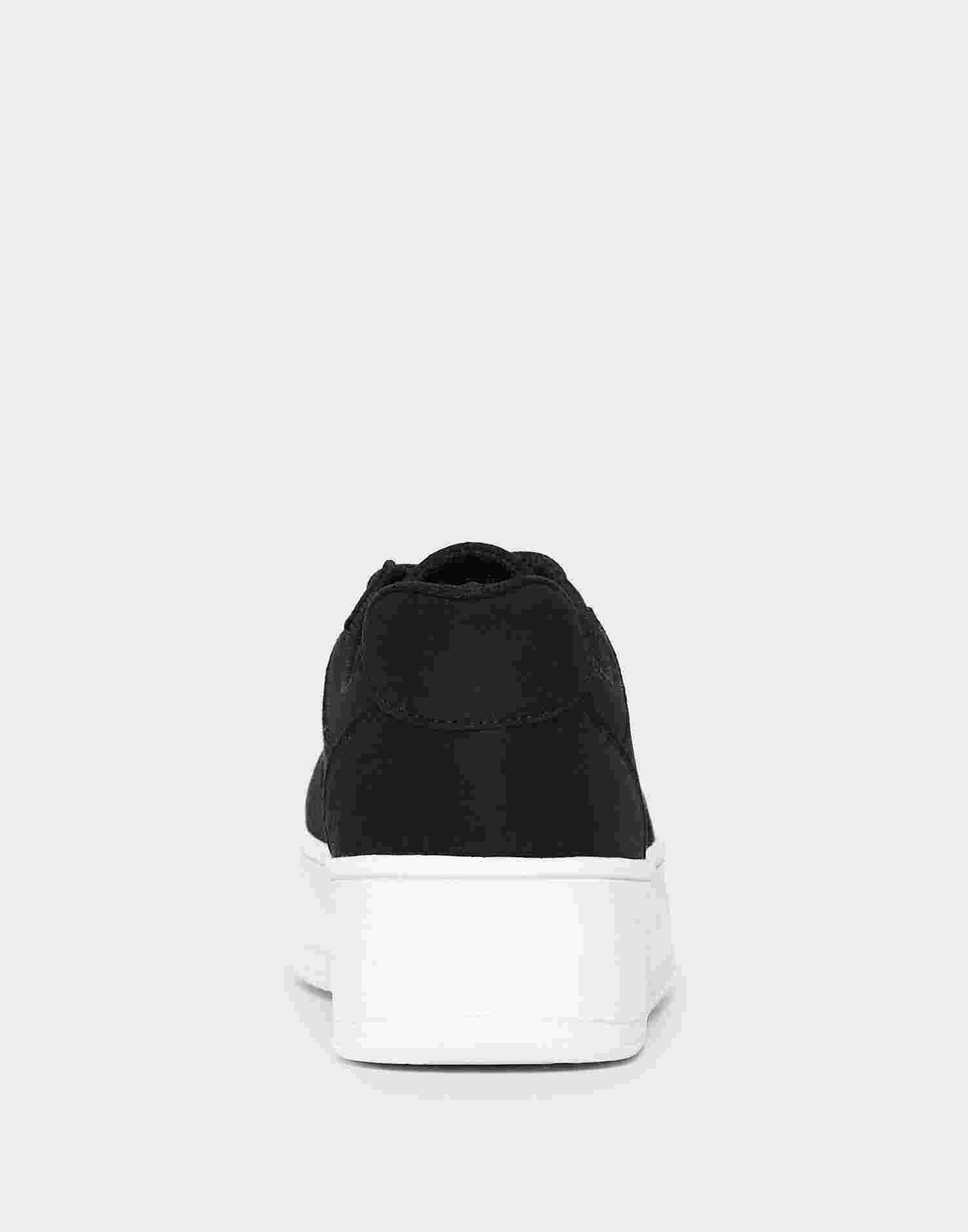 nly by nelly flirty platform