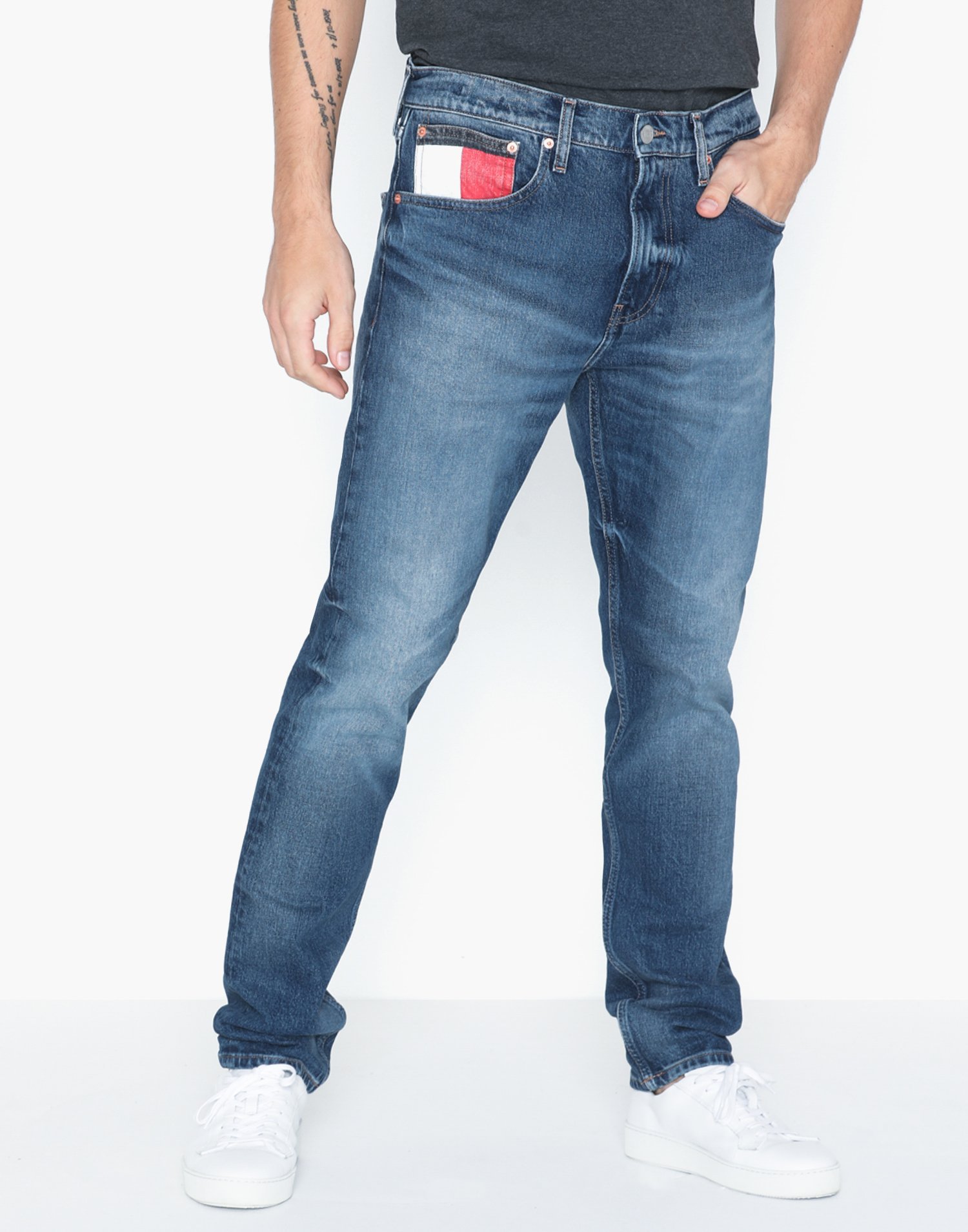 tj 1988 tapered fit jeans