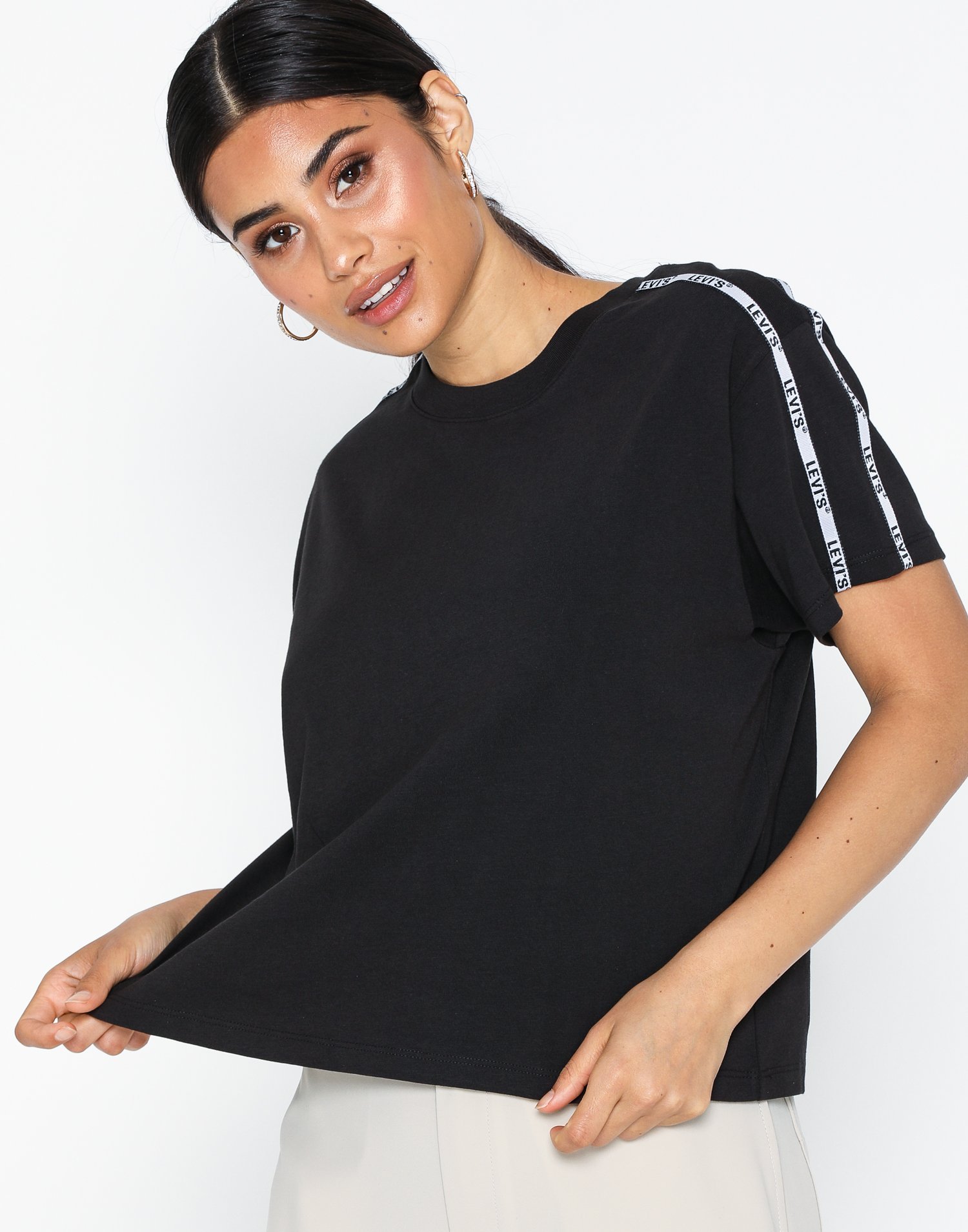 black levis t shirt women's