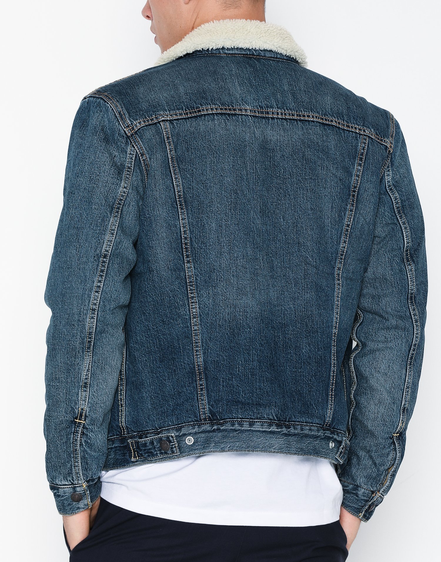 levis trucker mayze