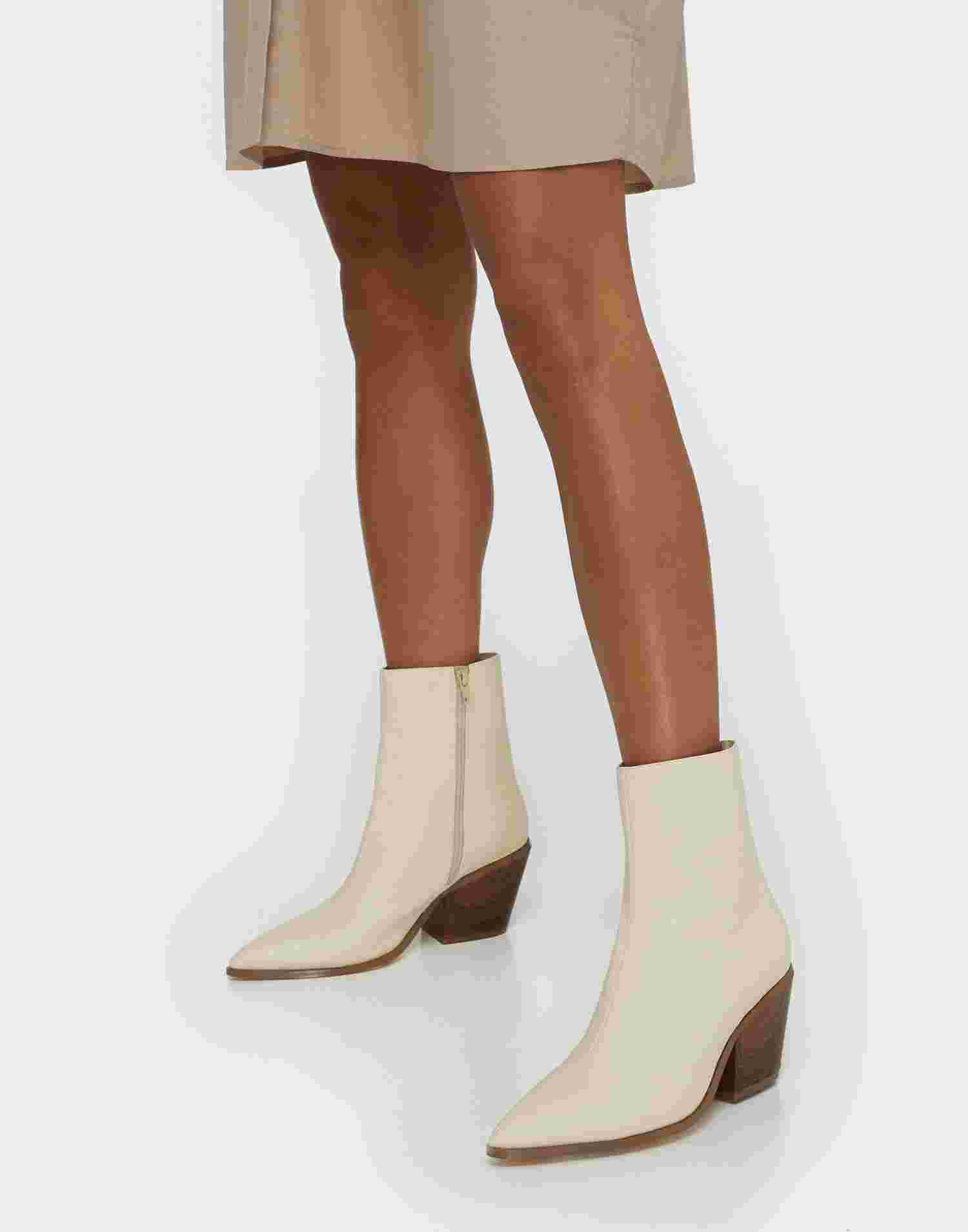 nly by nelly low block heel
