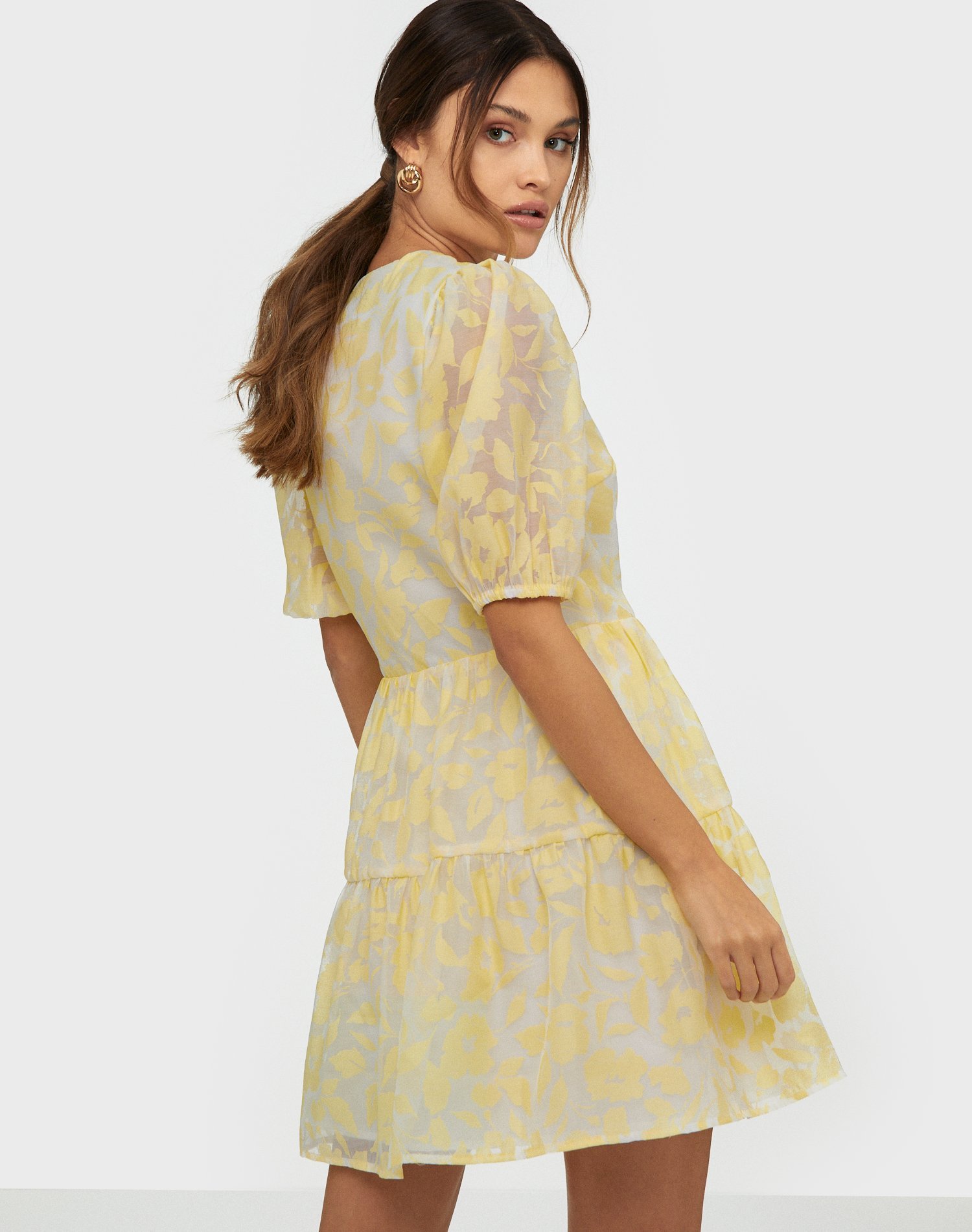 nelly yellow dress