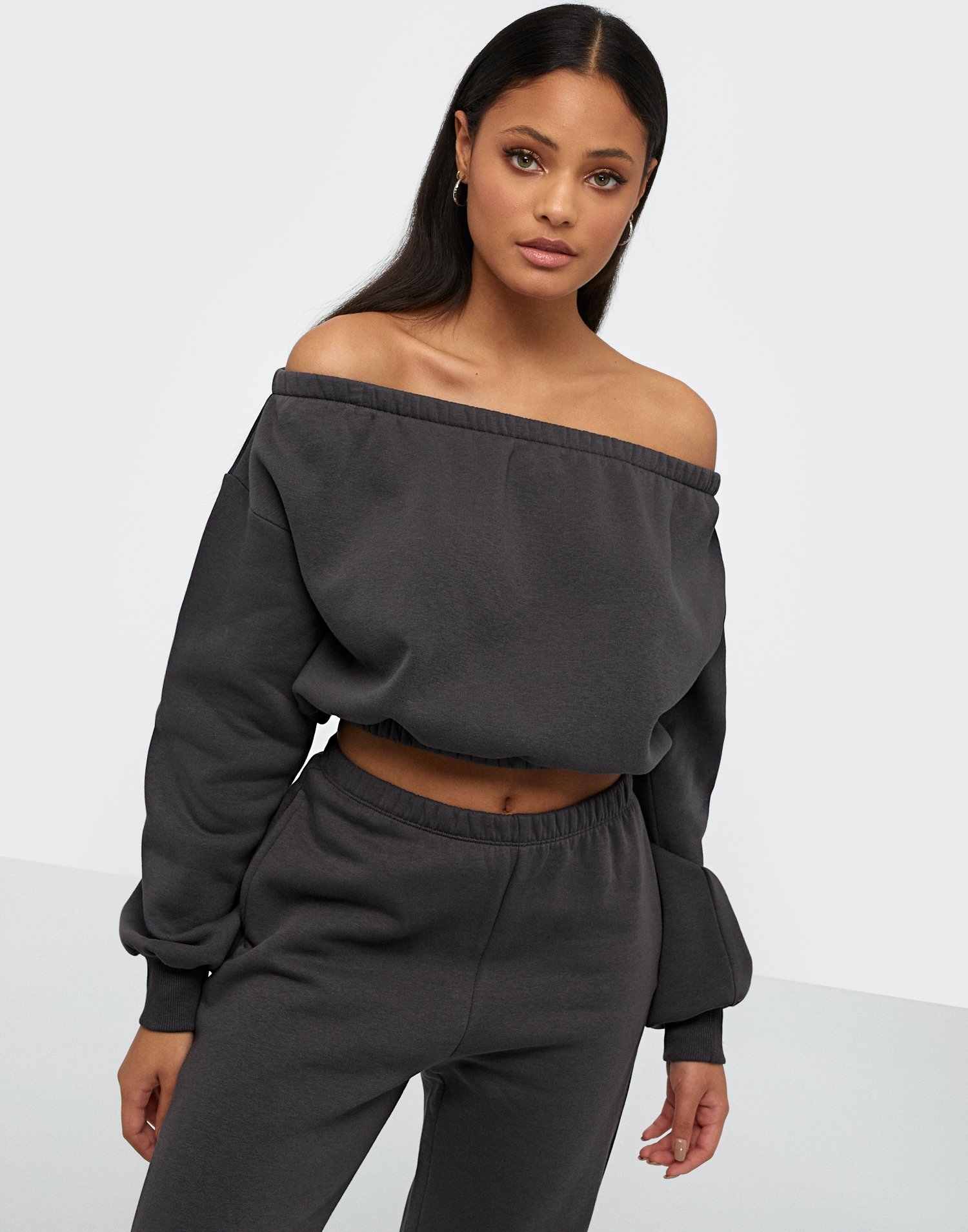 off shoulder sweat