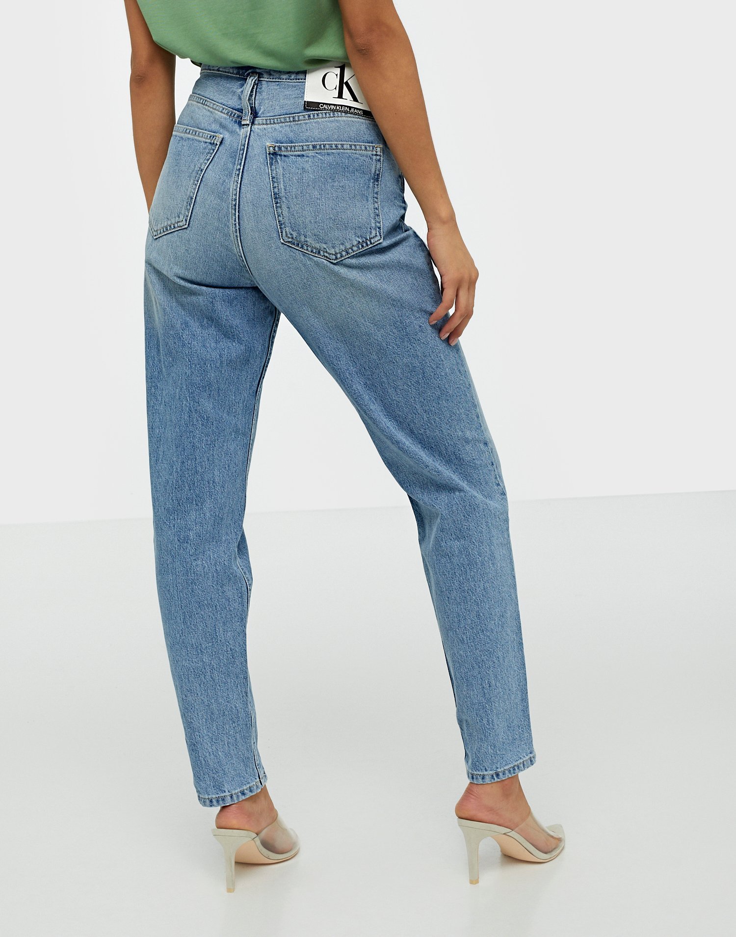 calvin klein mom jeans