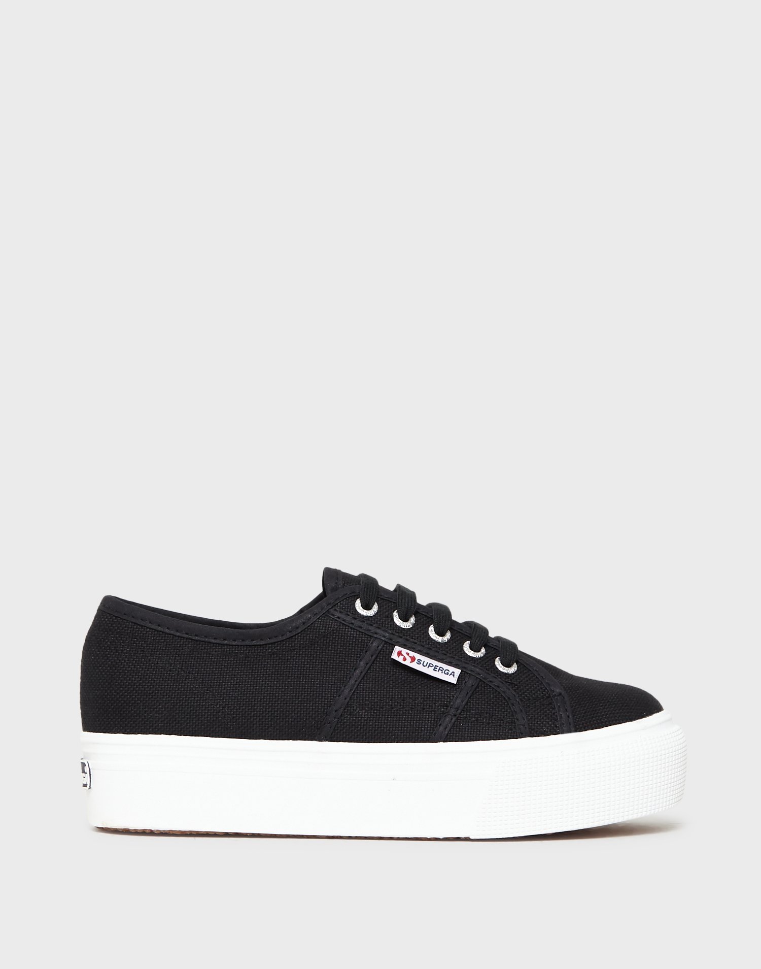 2790 acotw black white
