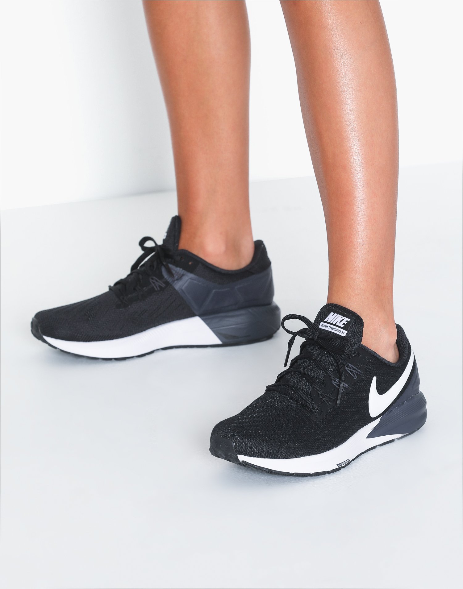 nike air zoom structure 22 black