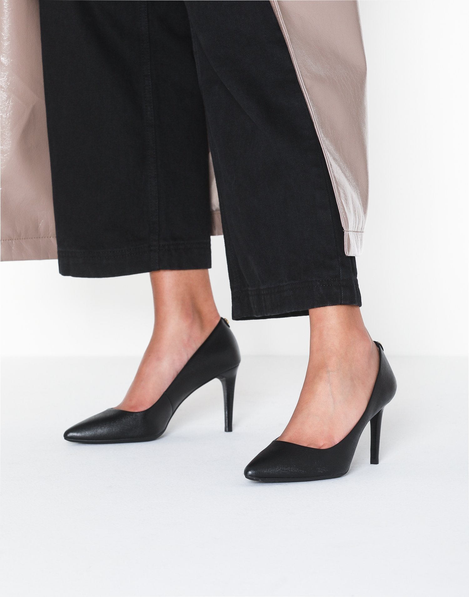 michael kors dorothy flex pump black suede