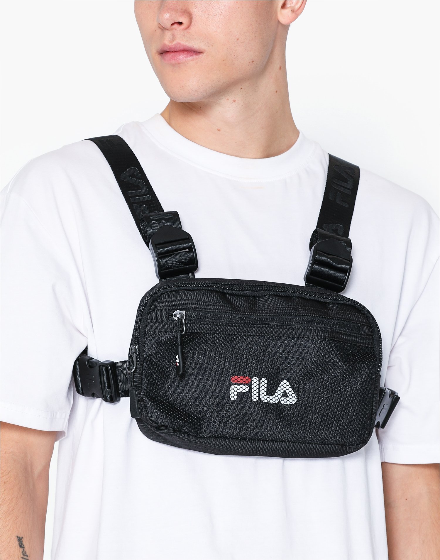 fila chest bag price