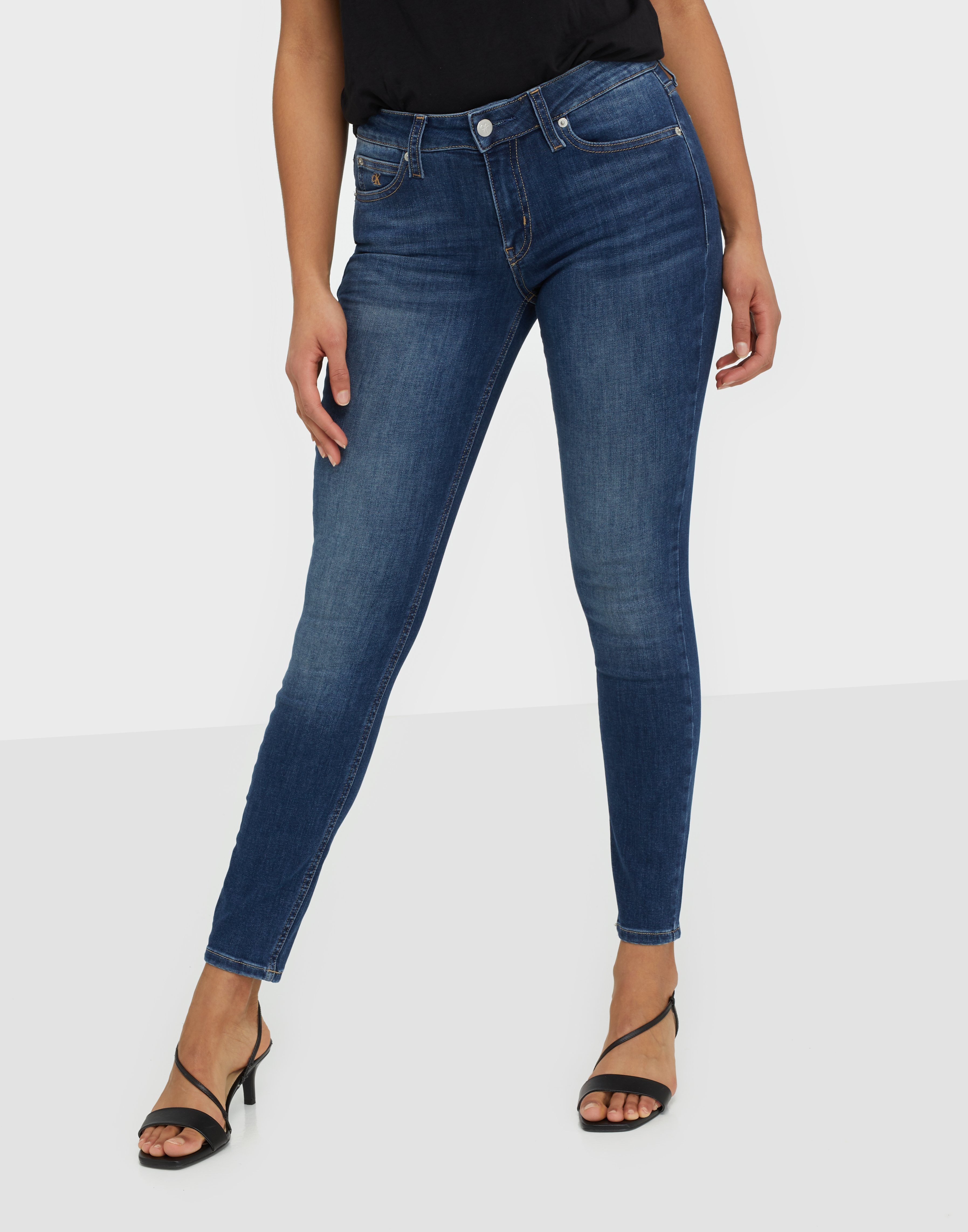 ckj 011 mid rise skinny jeans