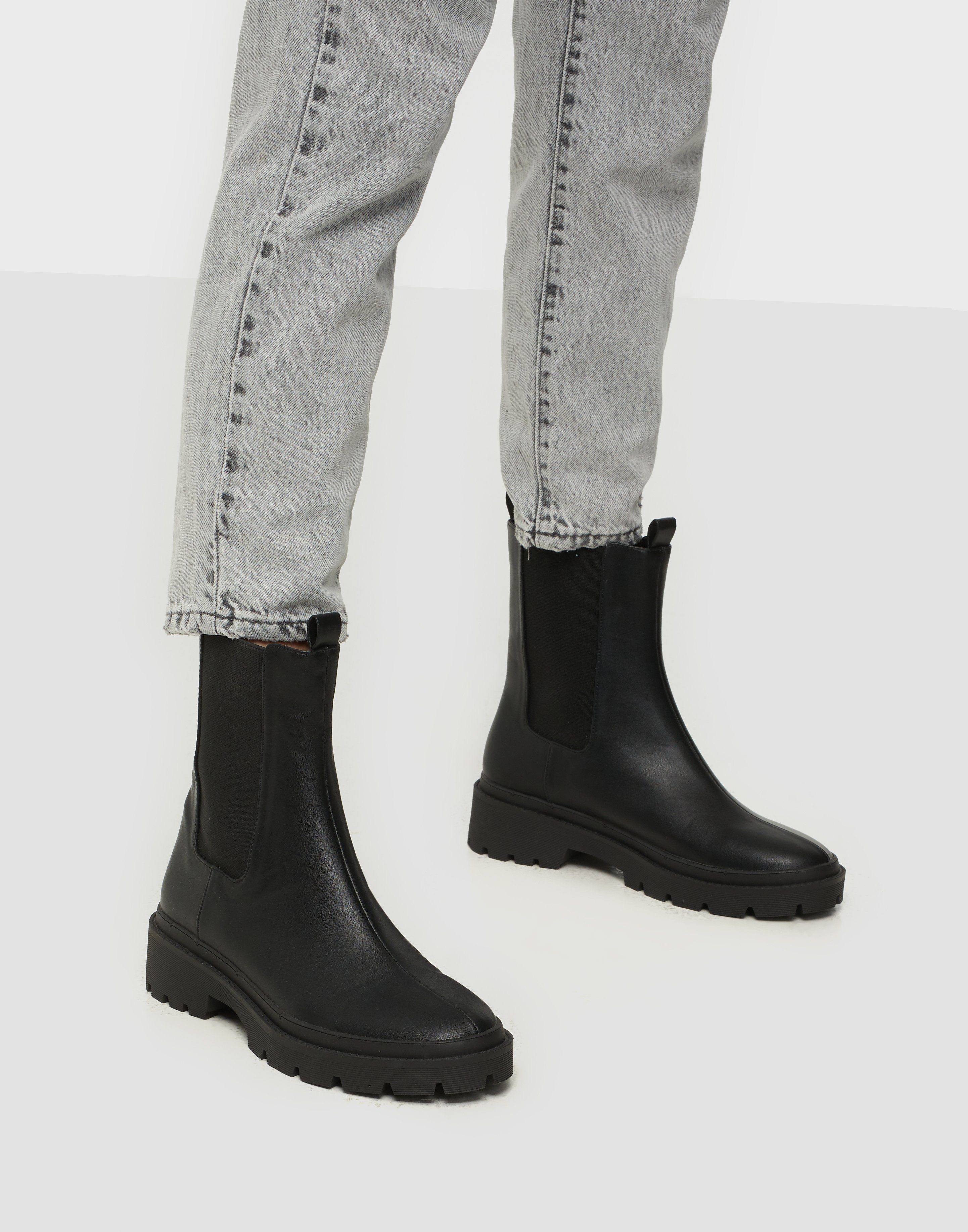 high chelsea boots