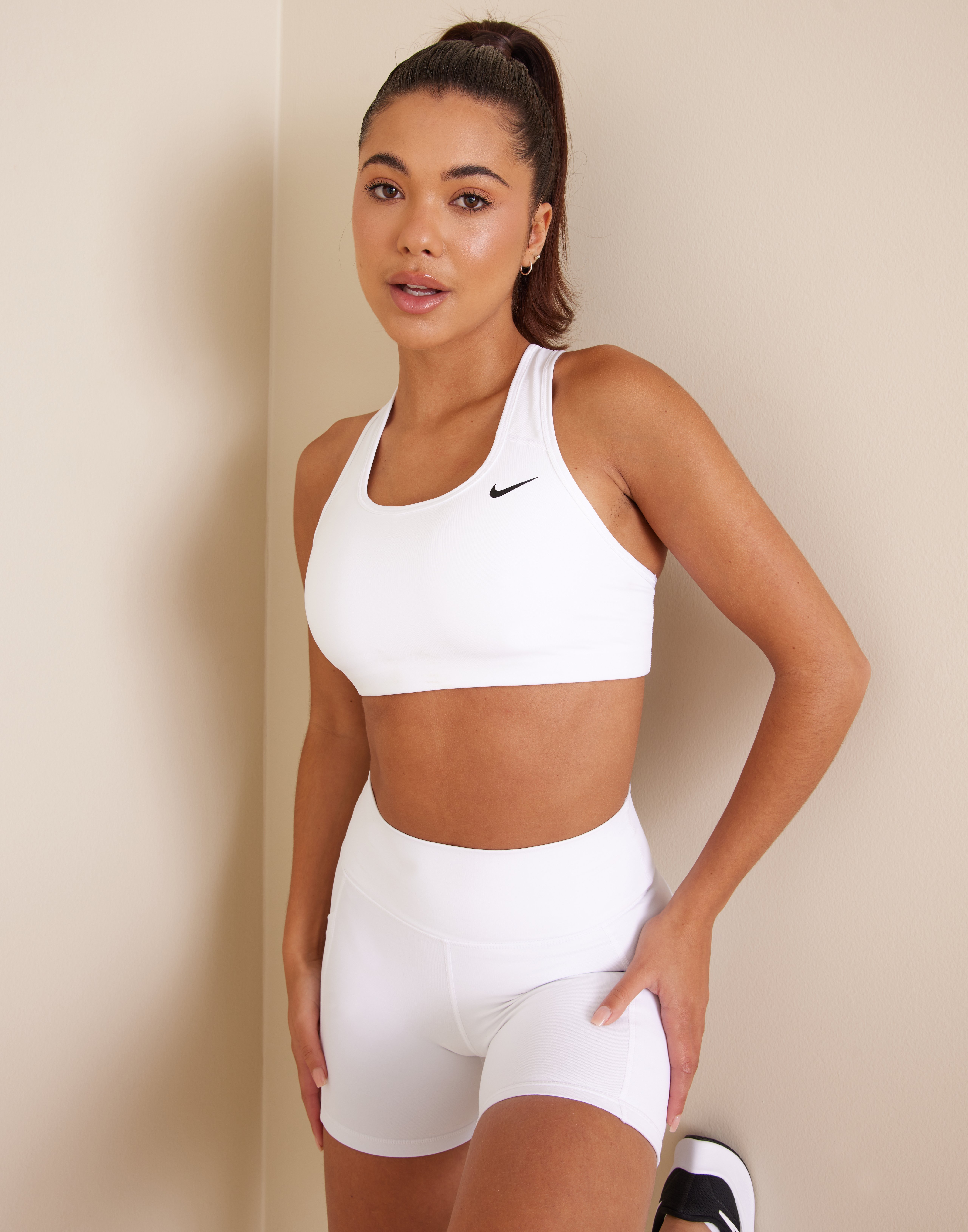 nike swoosh bra non pad