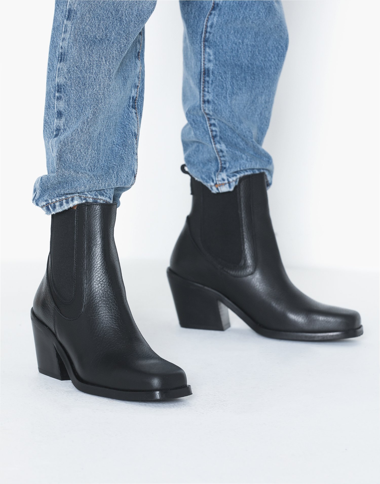 sixtyseven chelsea boots