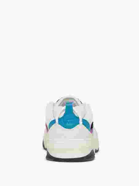 Vans Ladies, here's the new VANS Varix WC to watch out Vans Ladies, here's the new VANS Varix WC to watch out