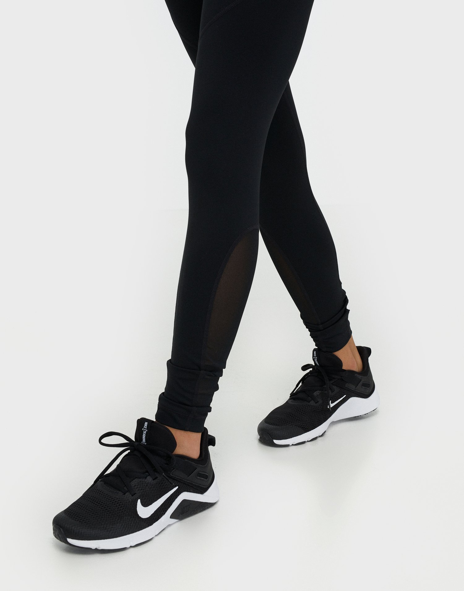 women's legend essential training sneaker