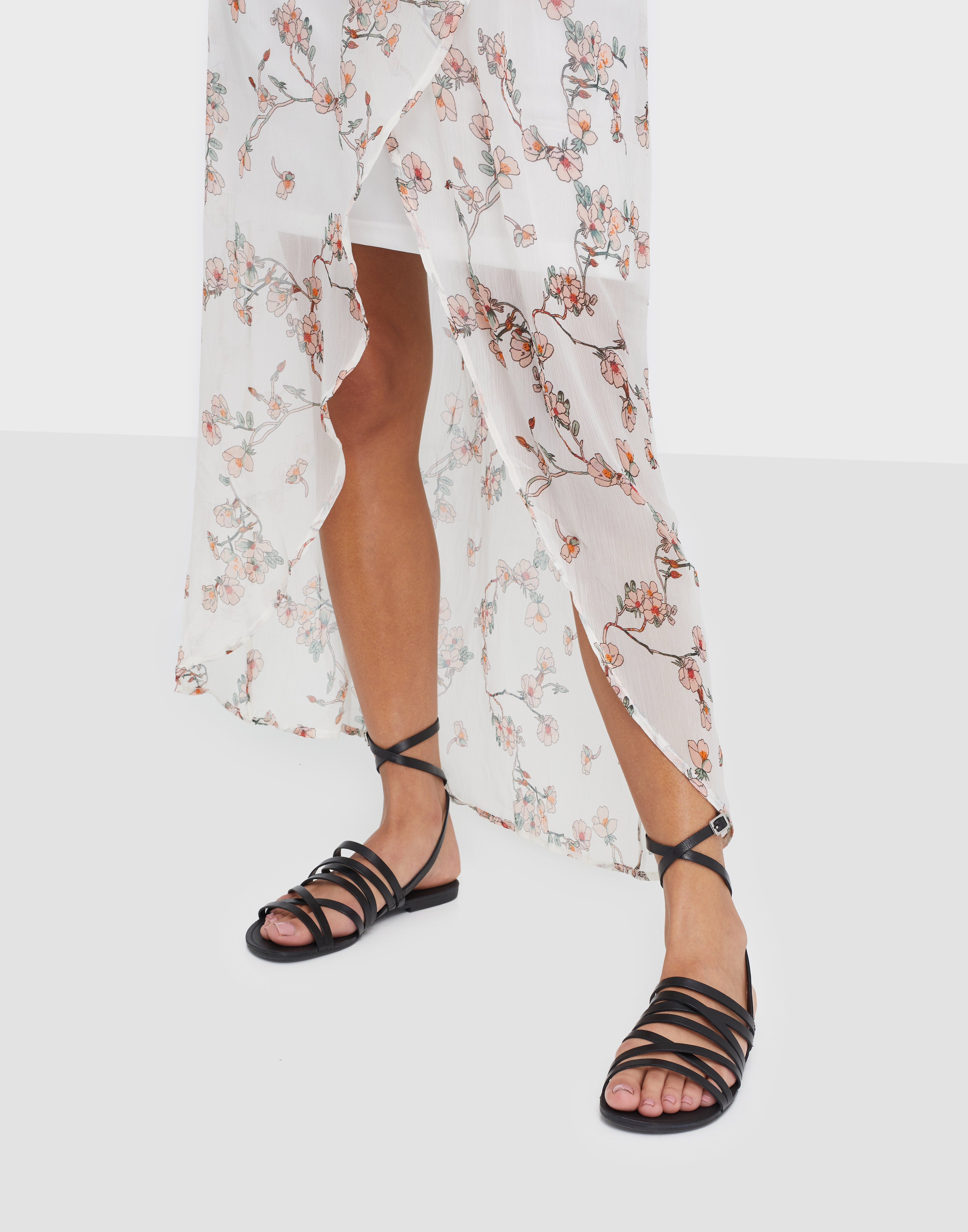 vagabond gladiator sandals