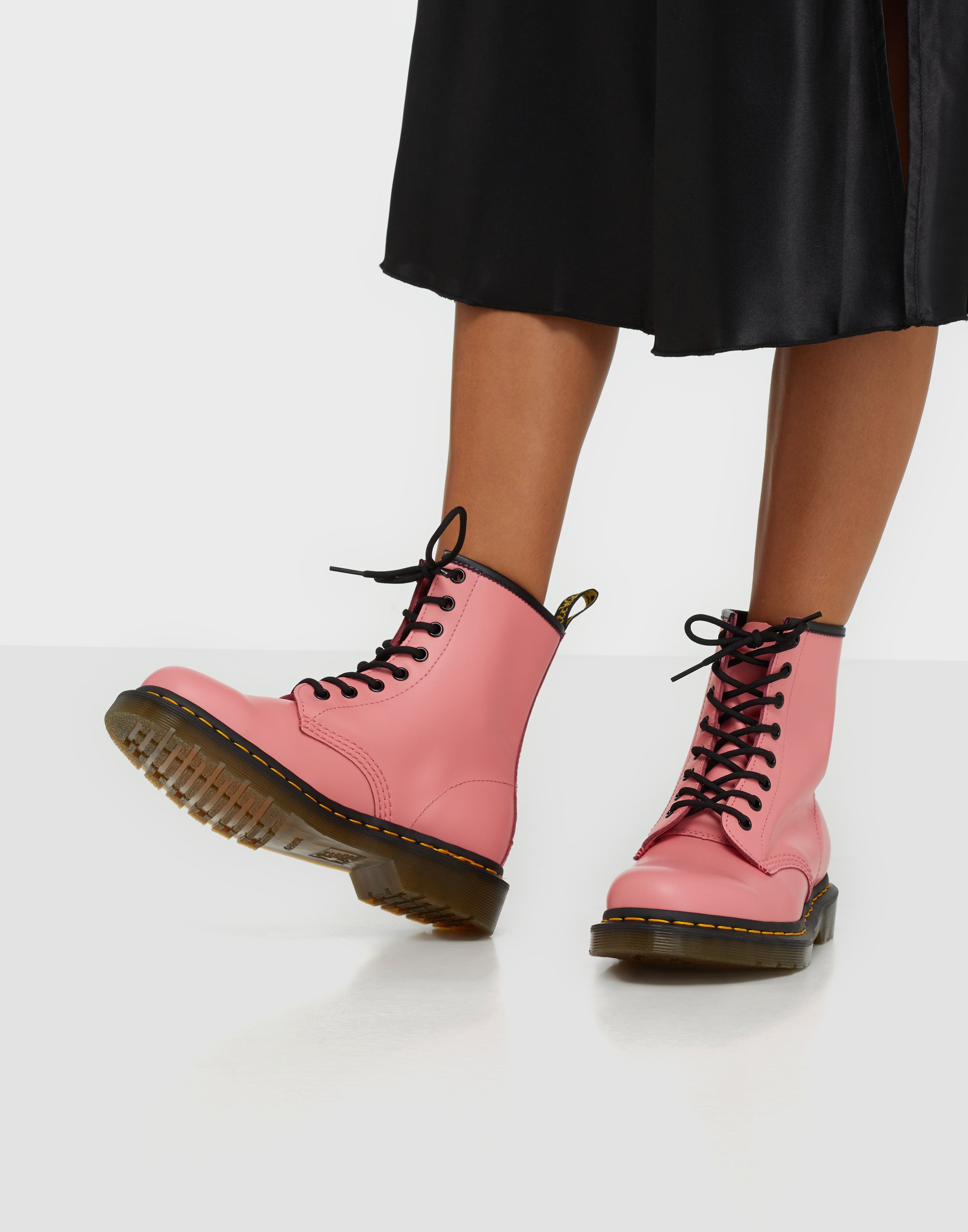 dr martens 1460 finda