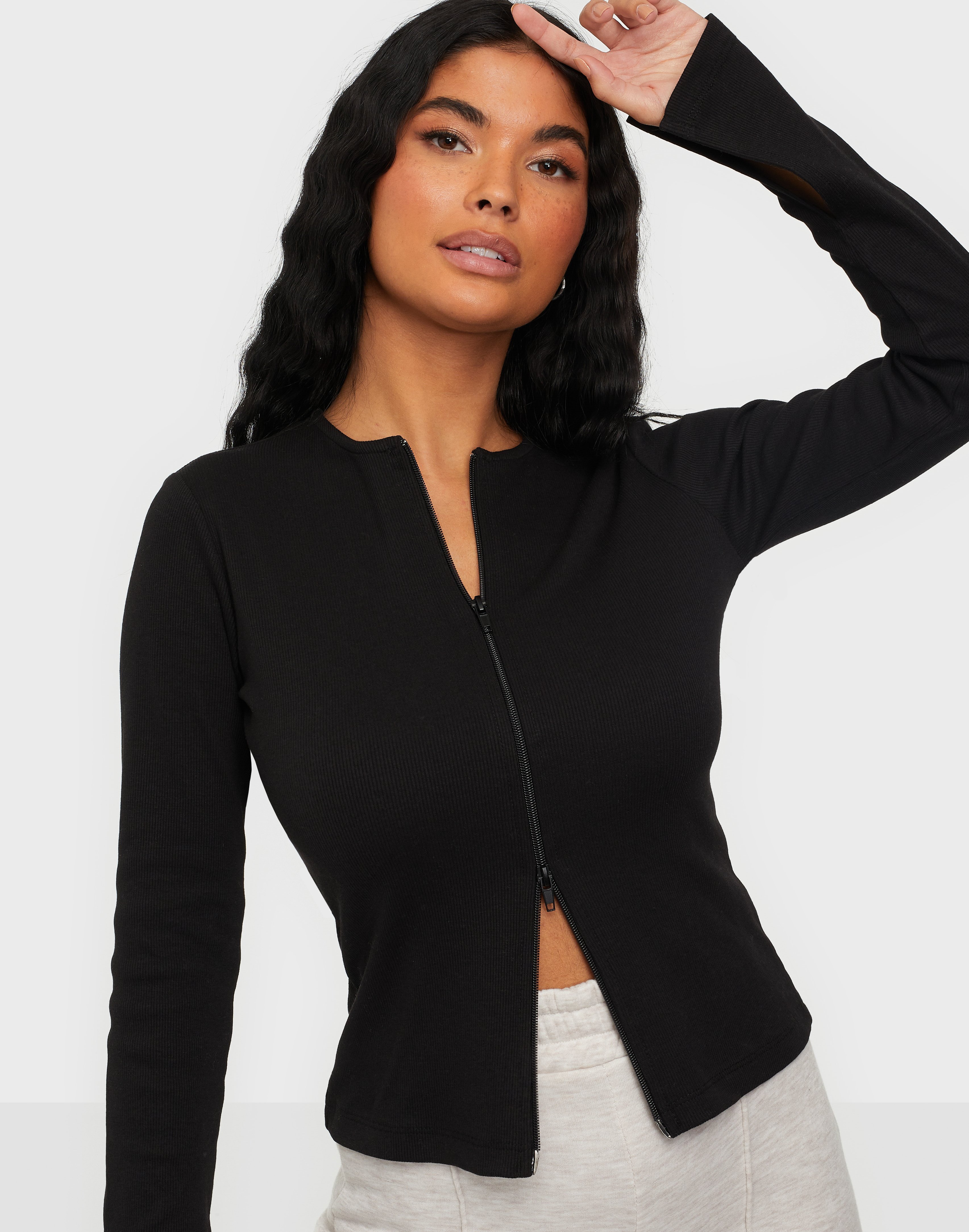 dette Vedrørende historisk Shop NLY Trend Zipped Up Rib Top - Sort - Nelly.com