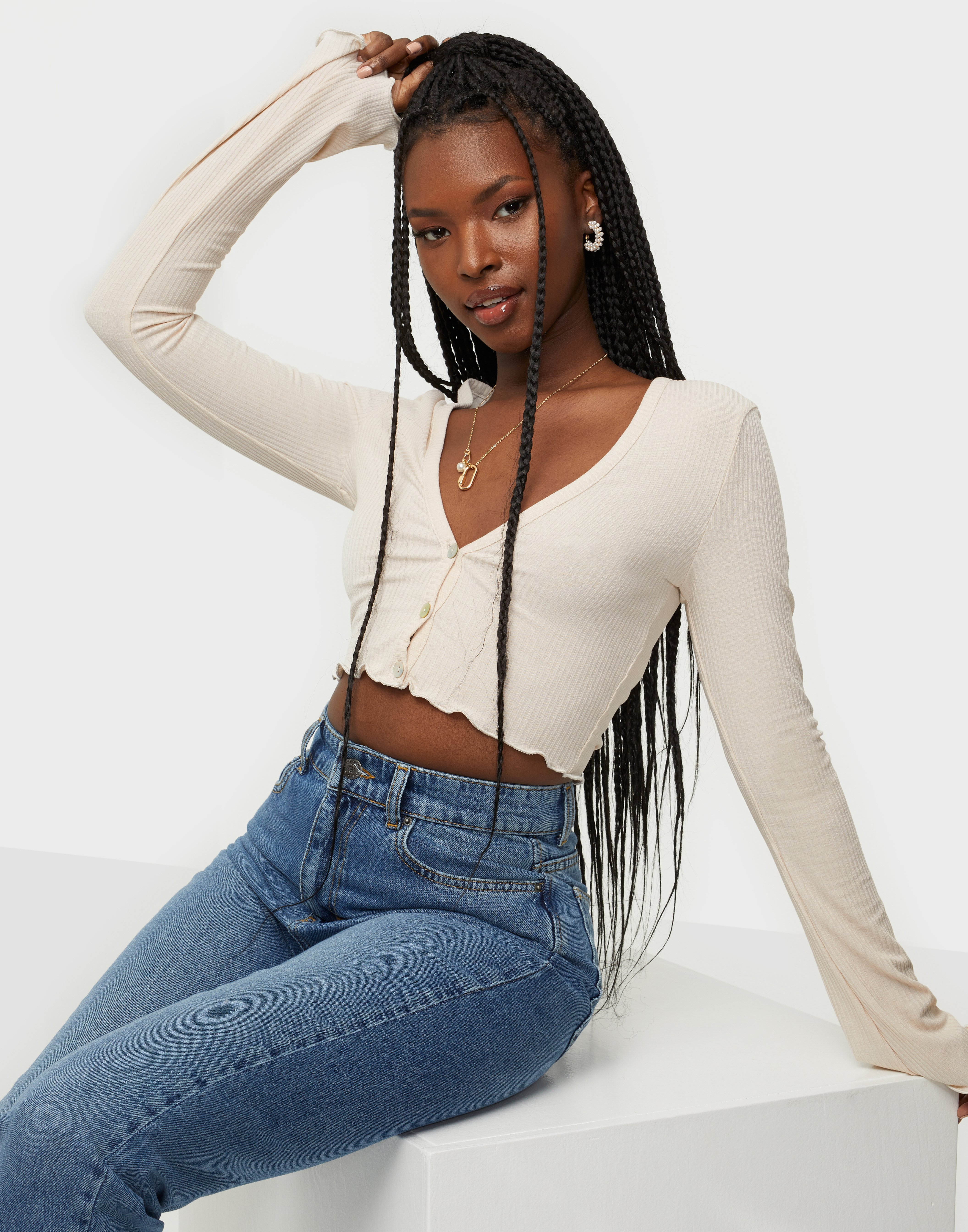frill edge cardigan