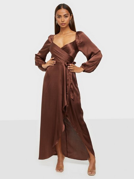 Shop NLY Eve Satin Wrap Dress - Dark Brown - Nelly.com