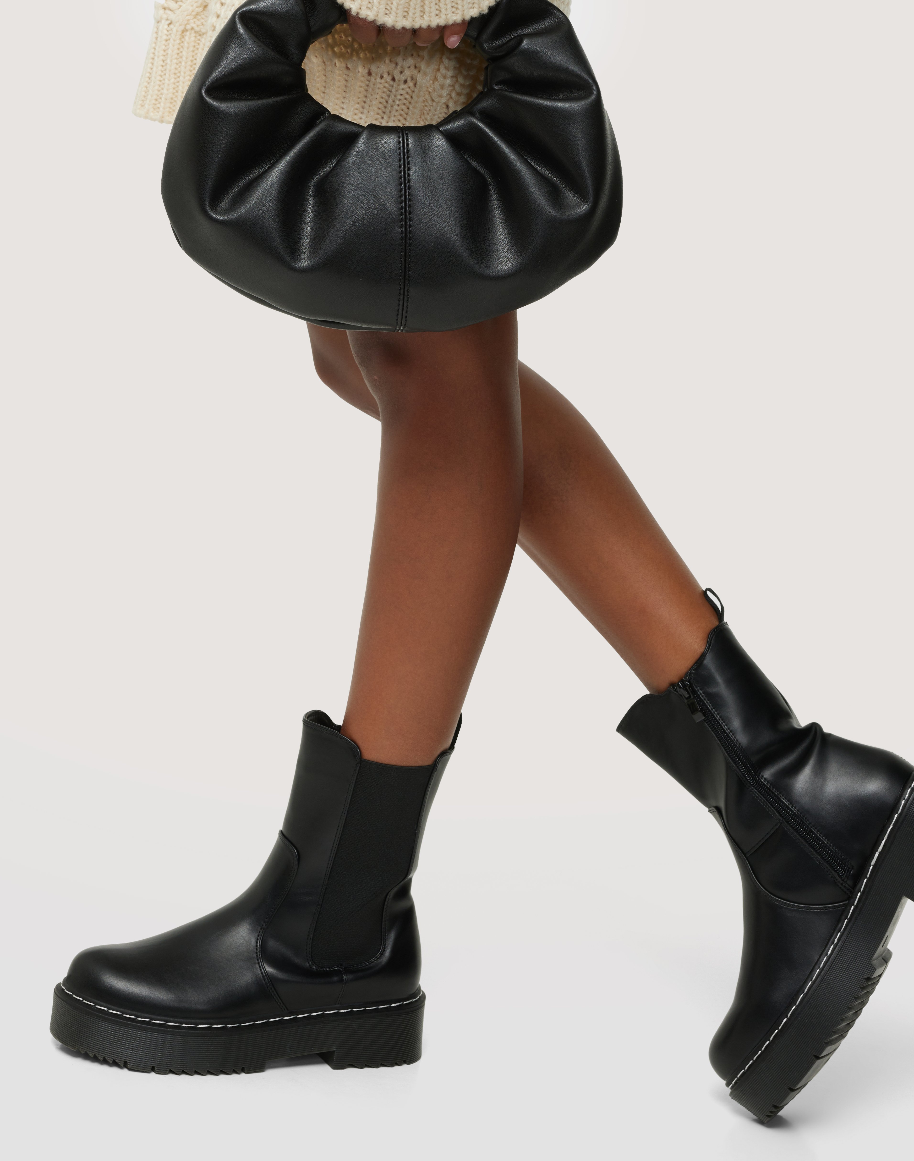 Chelsea Flat Boots Black - Nelly.com