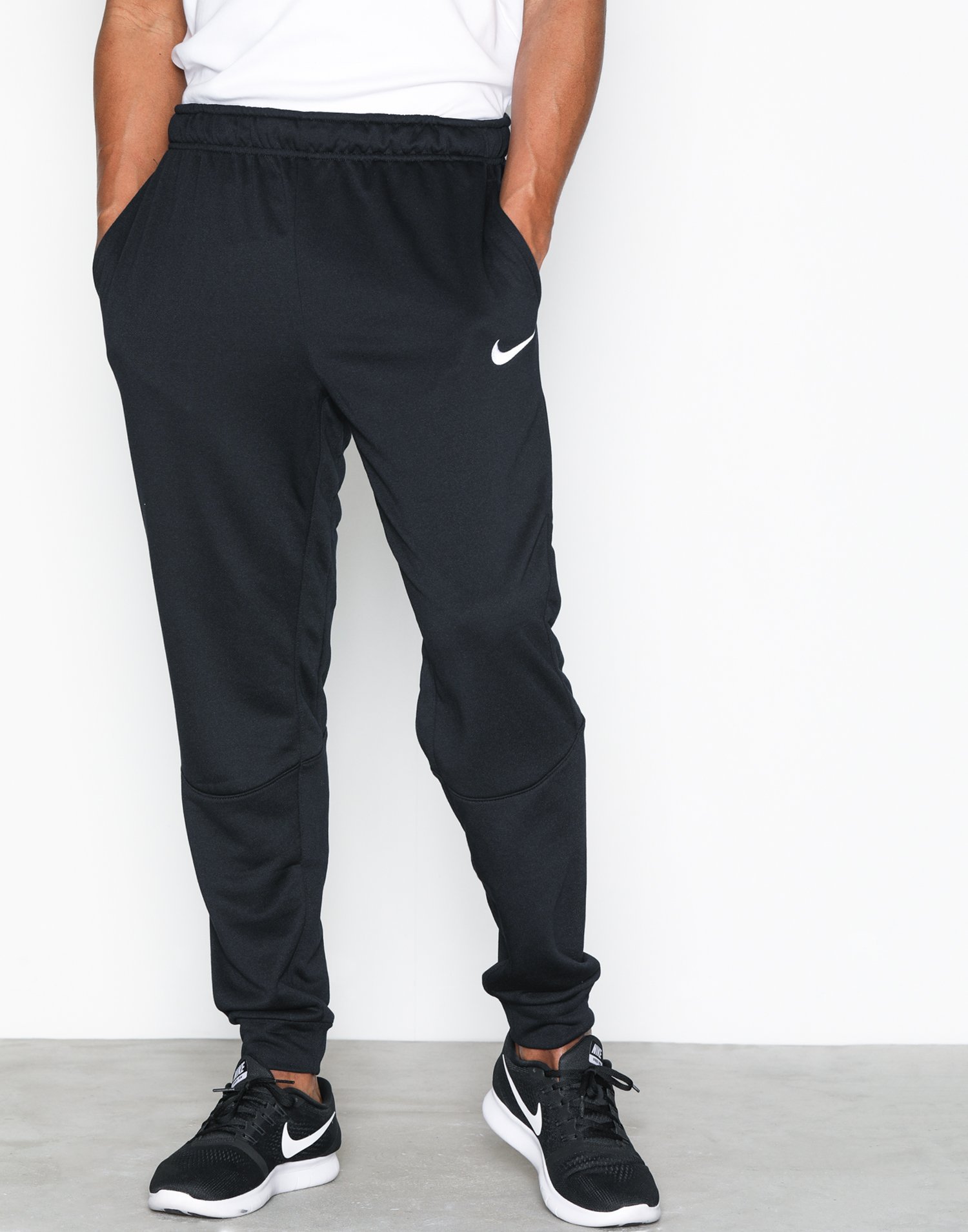 nike dry pant taper fleece