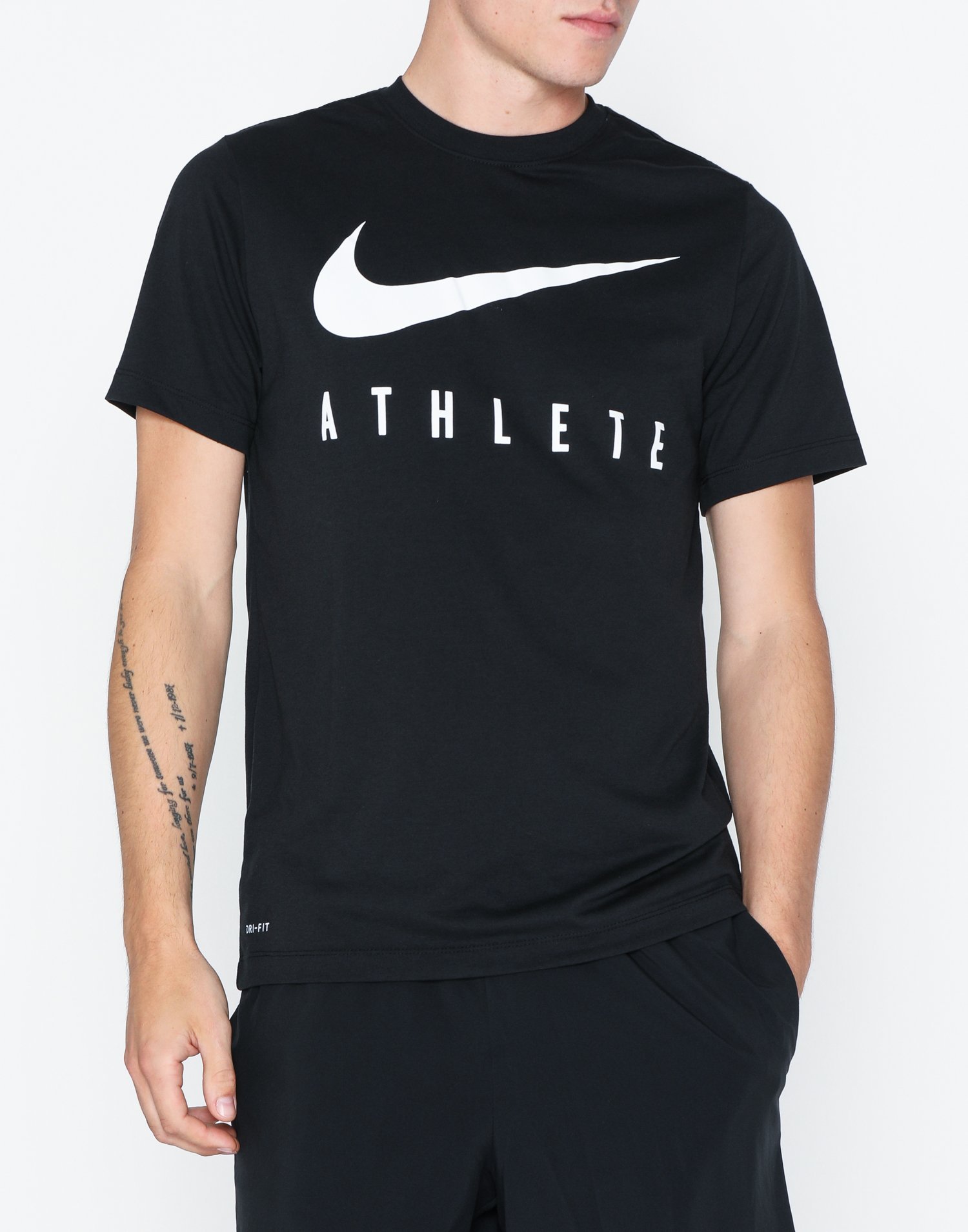 dry tee athlete