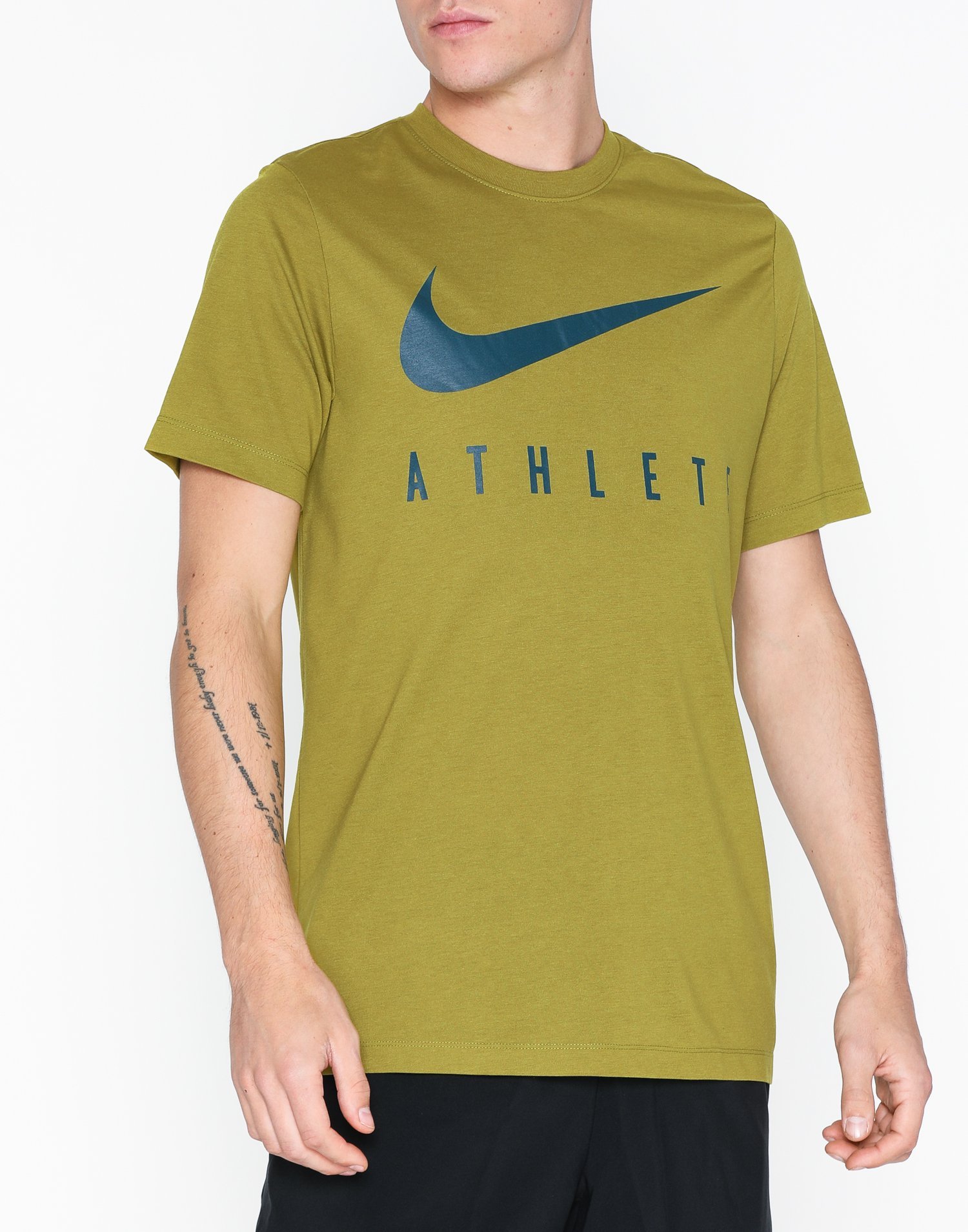nike shirt athlete